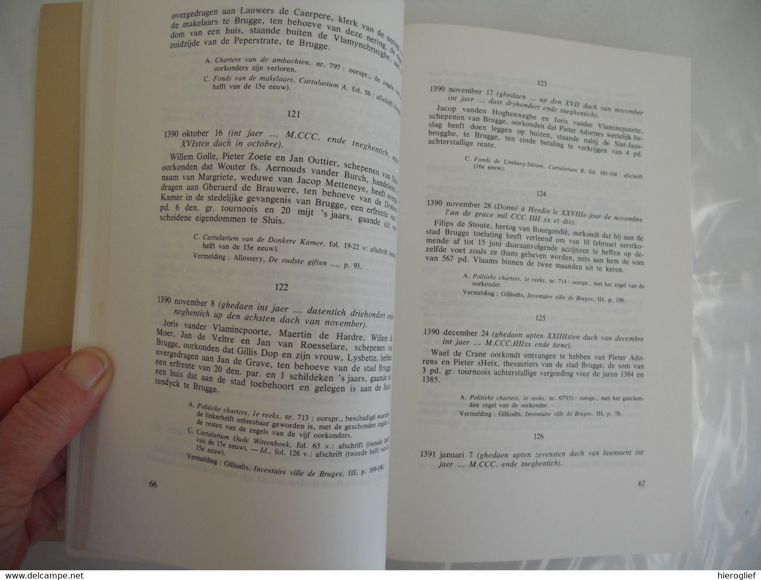 Stadsarchief BRUGGE - REGESTEN OP DE OORKONDEN 1089-1420 4 delen door Albert Schouteet middeleeuwen