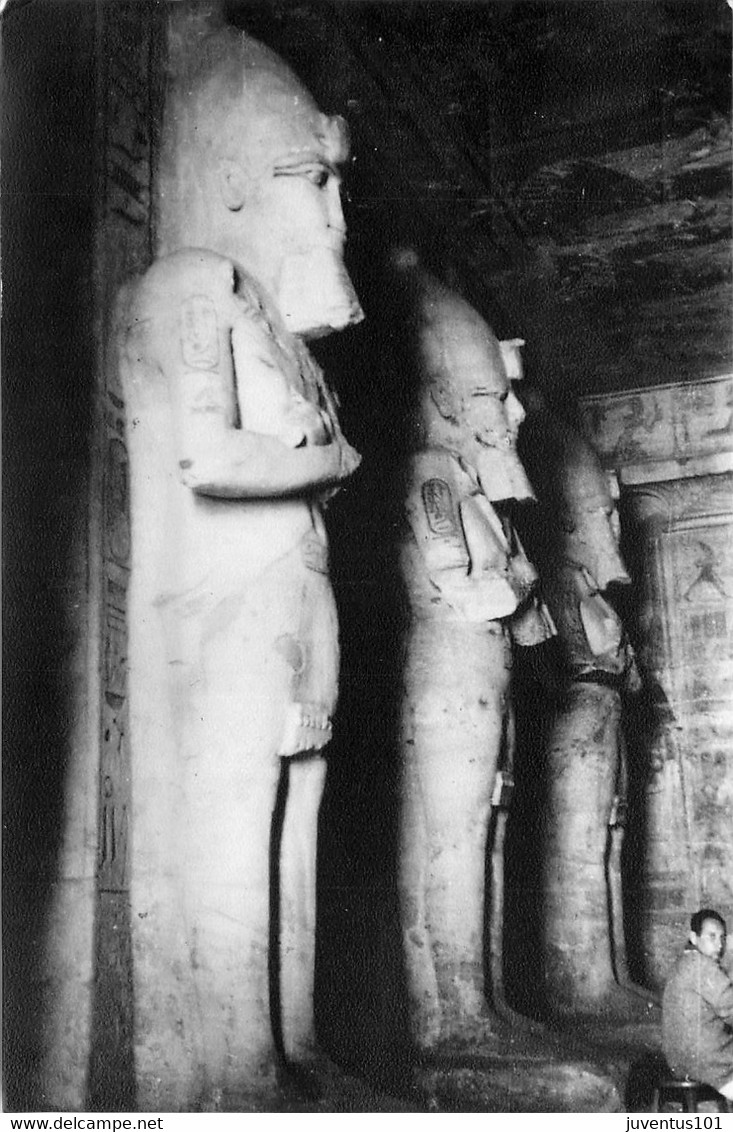 CPSM Abu Simbel-Osiriac Statues      L1548 - Abu Simbel Temples
