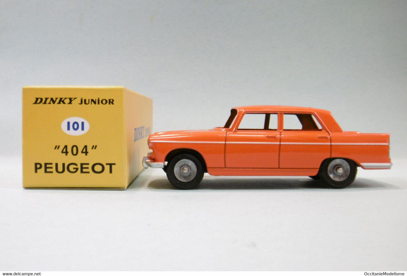 Dinky Toys / Atlas - COFFRET Dinky Junior PEUGEOT 404 + RENAULT R8 + CITROEN 2CV réf. 100 J BO 1/43