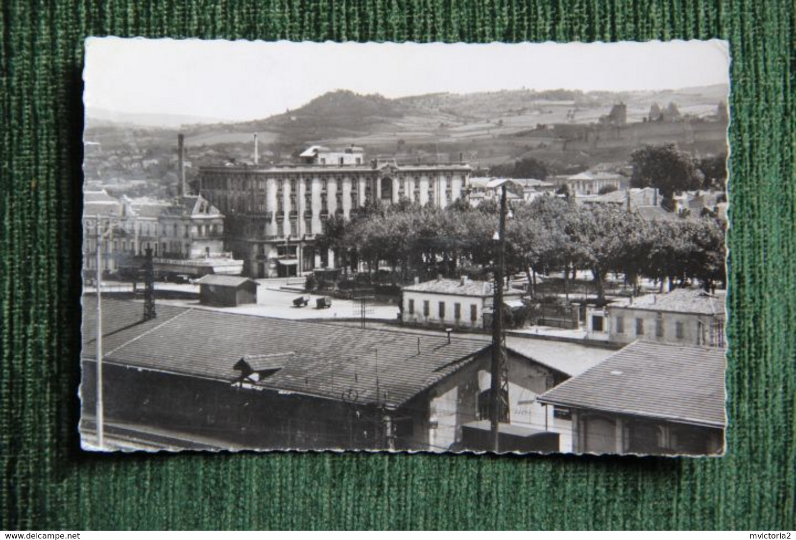 CARCASSONNE - Vue Générale Et Le Quartier De La Gare - Carcassonne