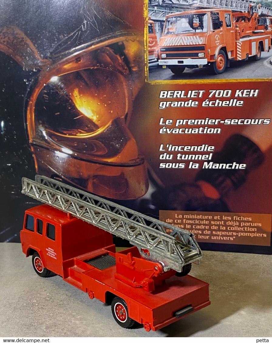 Sapeurs Pompiers De France N*1 / Berliet-Camiva / Solido 1/55 / Avec Fascicule Sans Boîte D’origine / Vendu En L’état - Autres & Non Classés