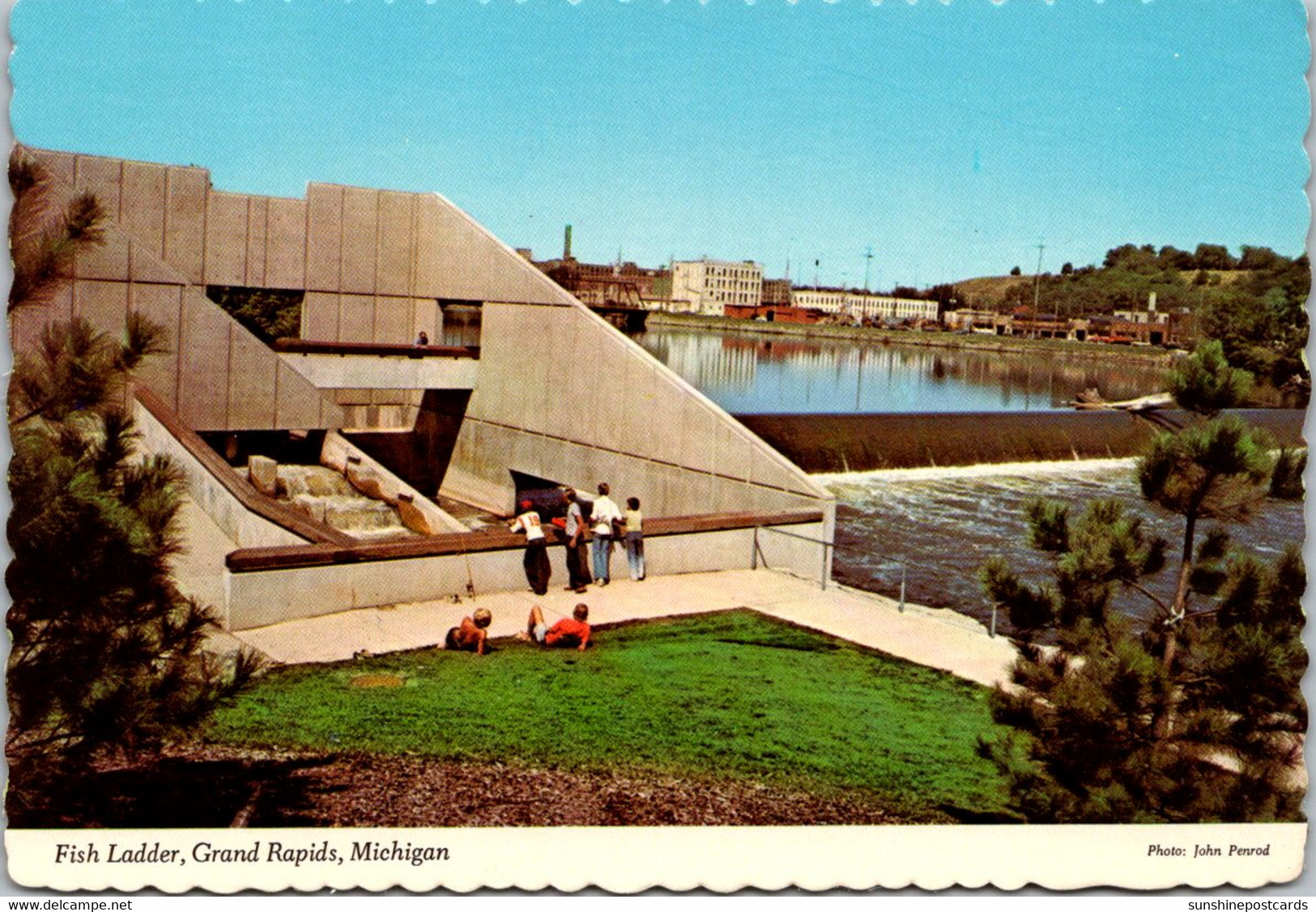 Michigan Grand Rapids Fish Ladder On The Grand River - Grand Rapids