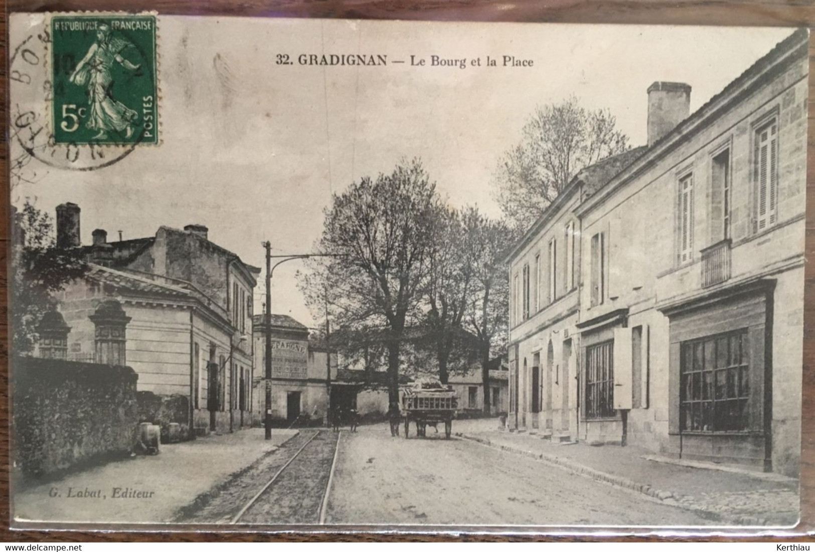 RARE - Gradignan - Le Bourg Et La Place . Charette à Cheval - Gradignan