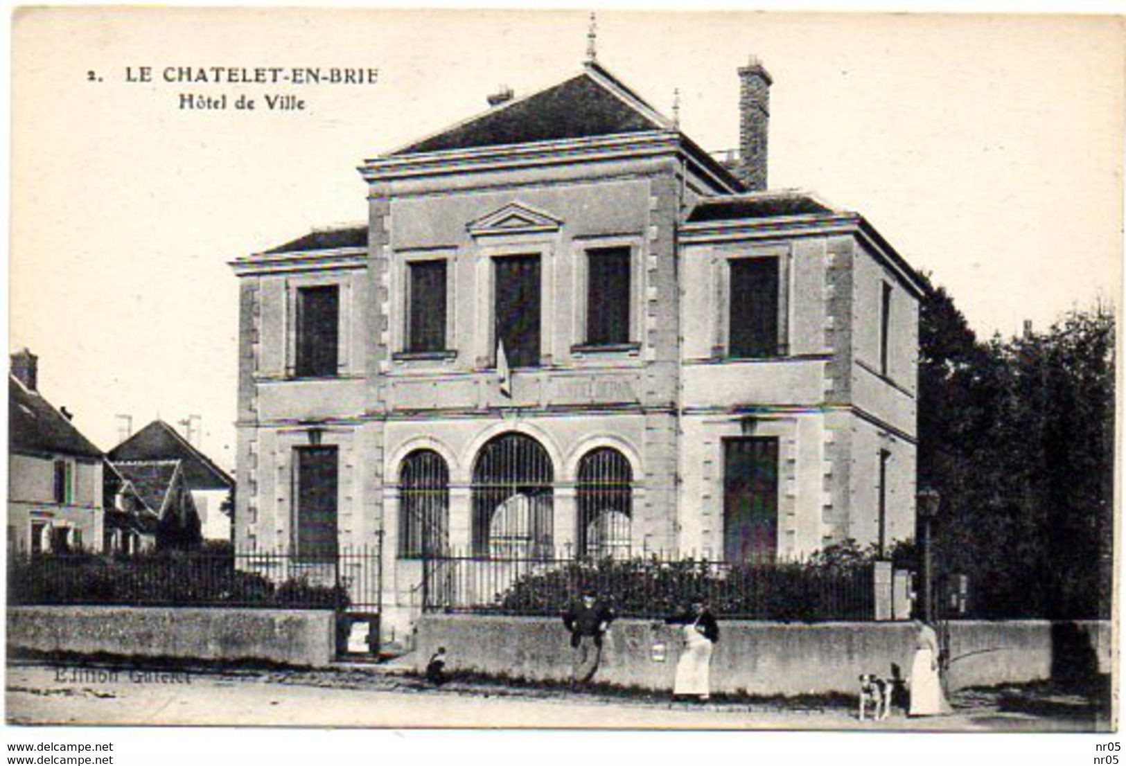 77 ( Seine Et Marne ) - LE CHATELET En BRIE - Hotel De Ville - Le Chatelet En Brie