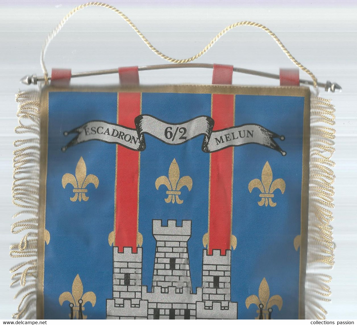 Fanion , Militaria , ESCADRON 6/2  MELUN , 300 X 210 Mm , 4 Scans , Frais Fr 4.85 E - Flags