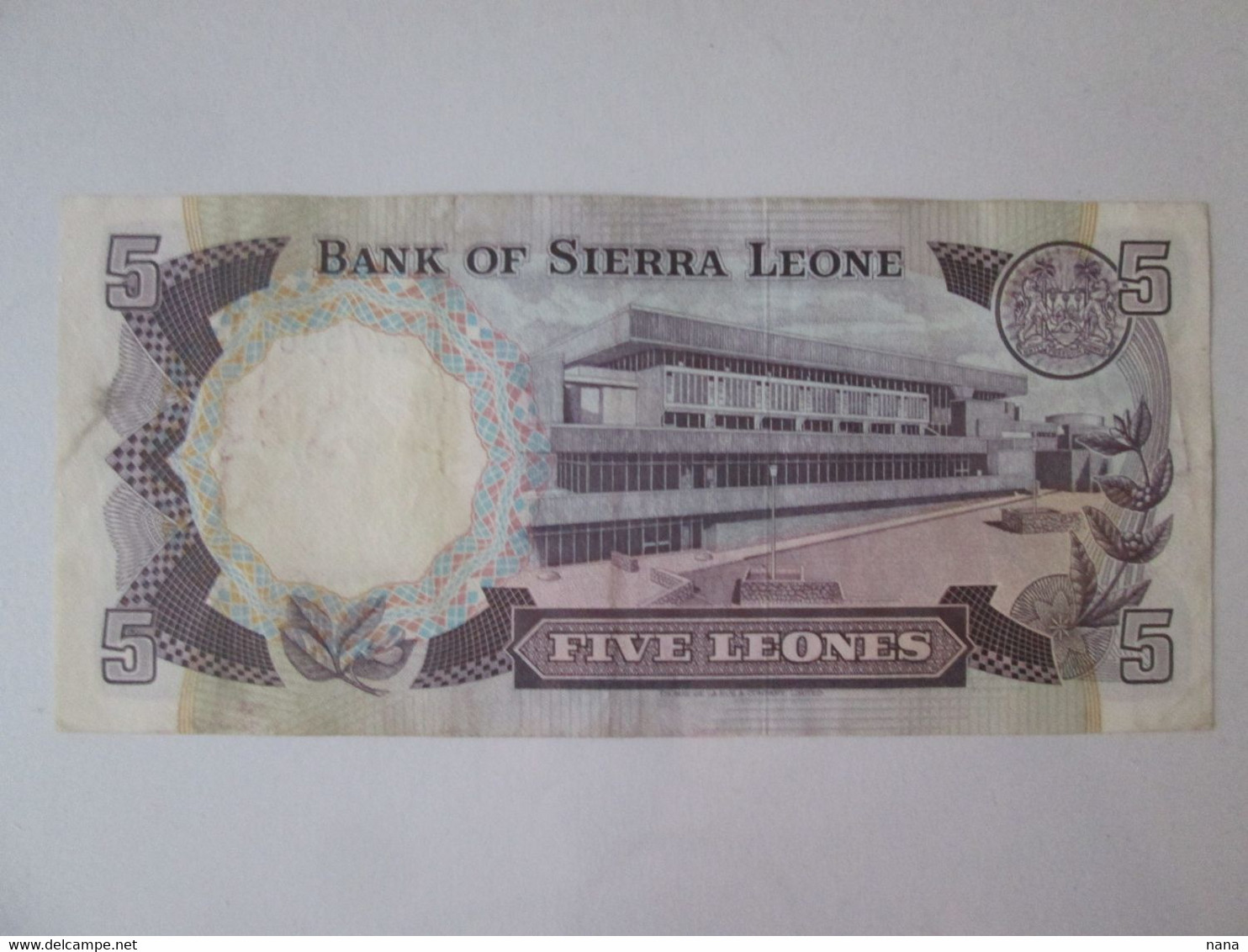 Rare! Sierra Leone 5 Leones 1984,see Pictures - Sierra Leone