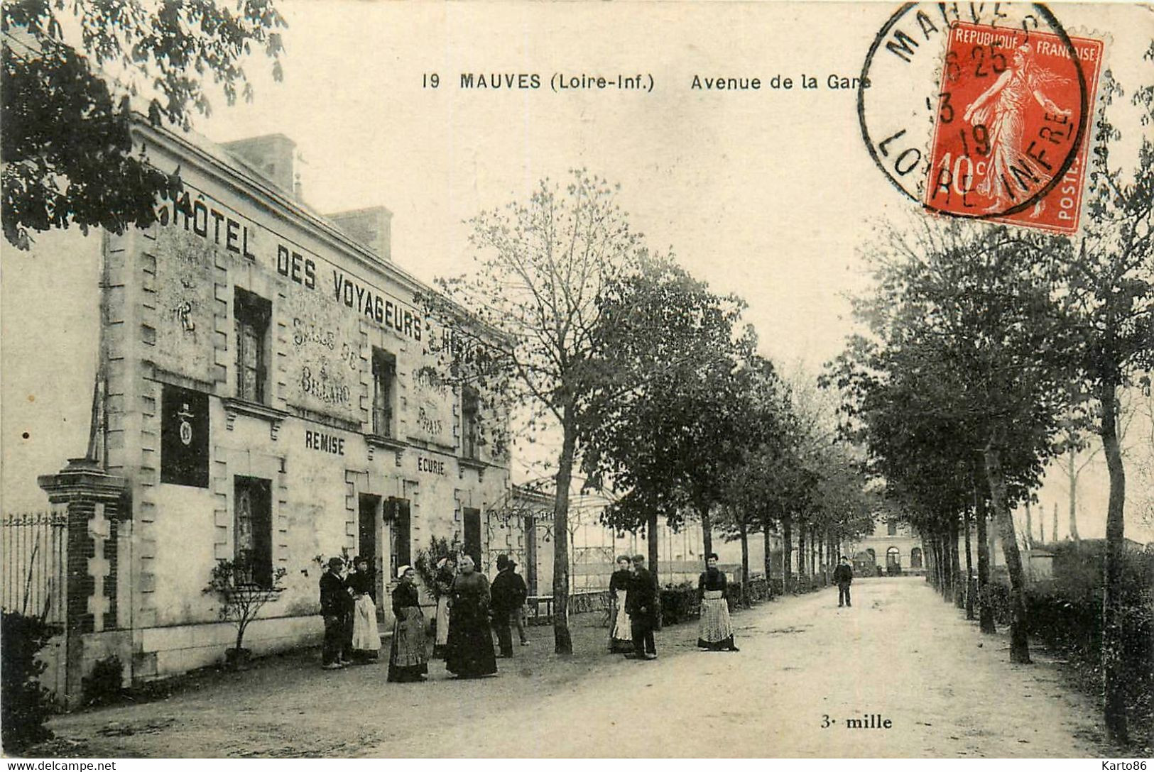 Mauves Sur Loire * Avenue De La Gare * Hôtel Des Voyageurs , Salle De Billard - Mauves-sur-Loire