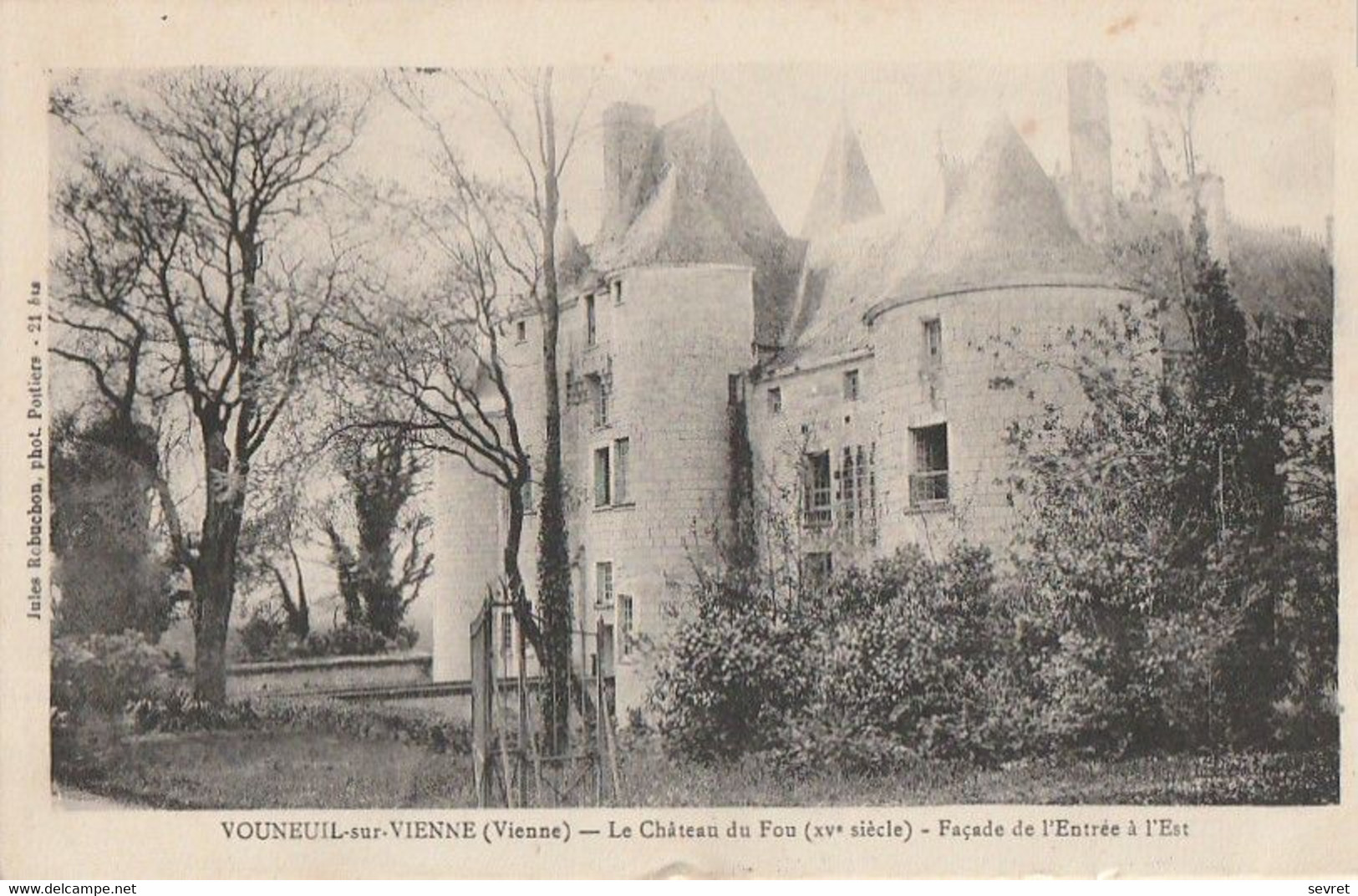 VOUNEUIL-SUR-VIENNE. - Le Château Du Fou (XVè Siècle) - Façade De L'Entrée à L'Est - Vouneuil Sur Vienne