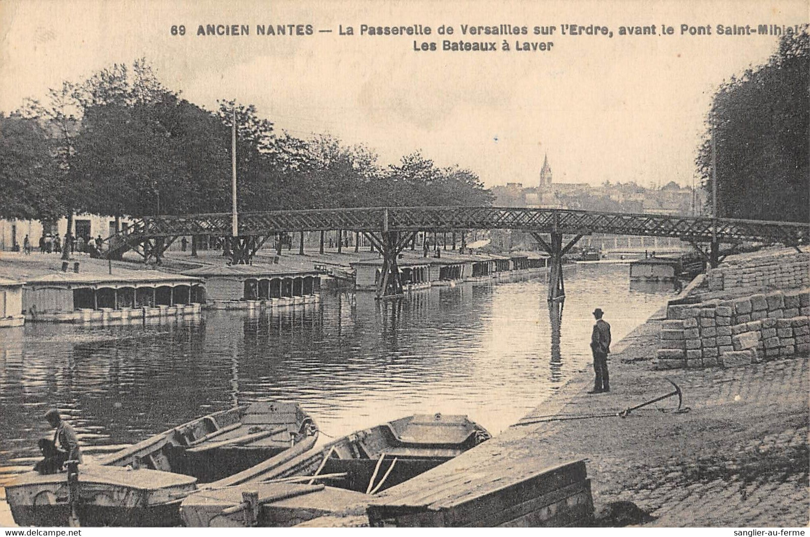 CPA 44 ANCIEN NANTES LES BATEAUX A LAVER - Nantes