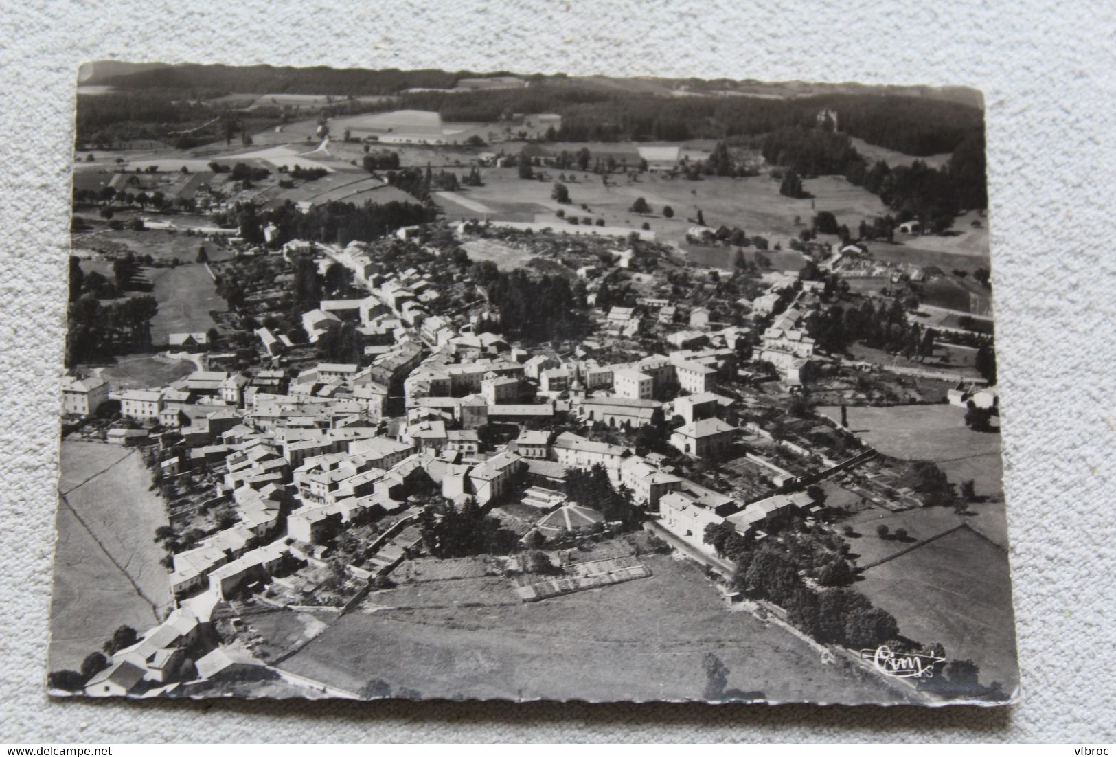 Cpm, Noiretable, Vue Générale Aérienne, Loire 42 - Noiretable