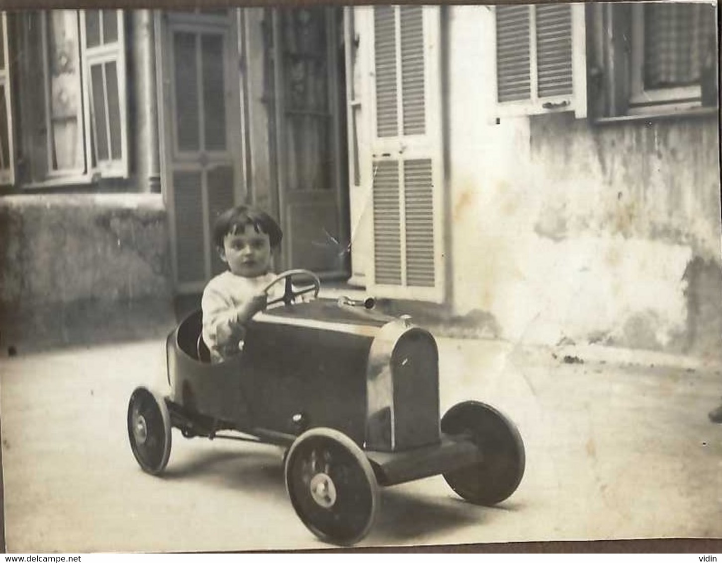 Automobiles - Photo originale Voiture pour enfant avec enfant pédalant Lot  de 2 photos d'album