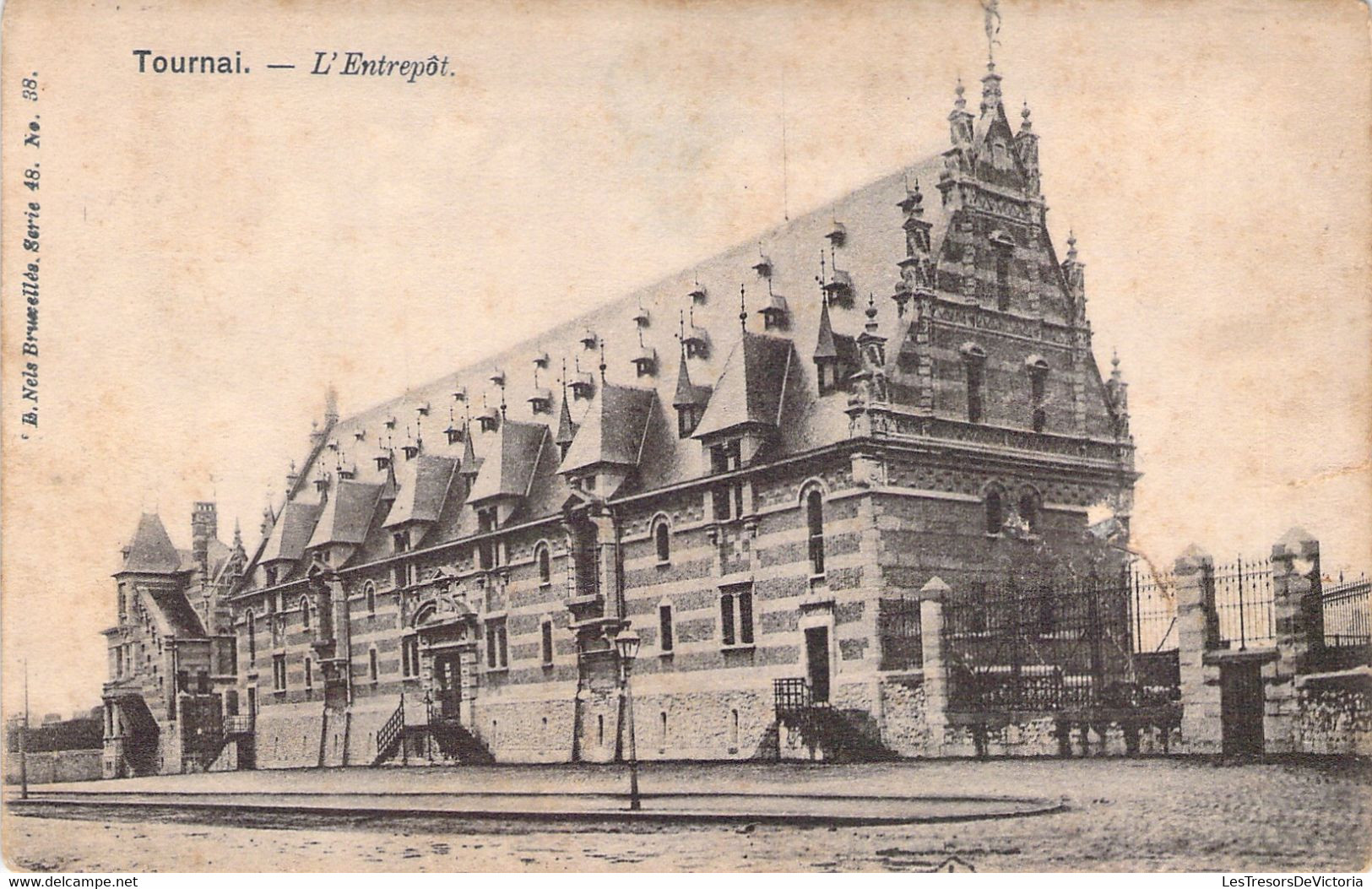 CPA Tournai - L'entrepot - Carte Non Voyagée - Dos Simple - Tournai