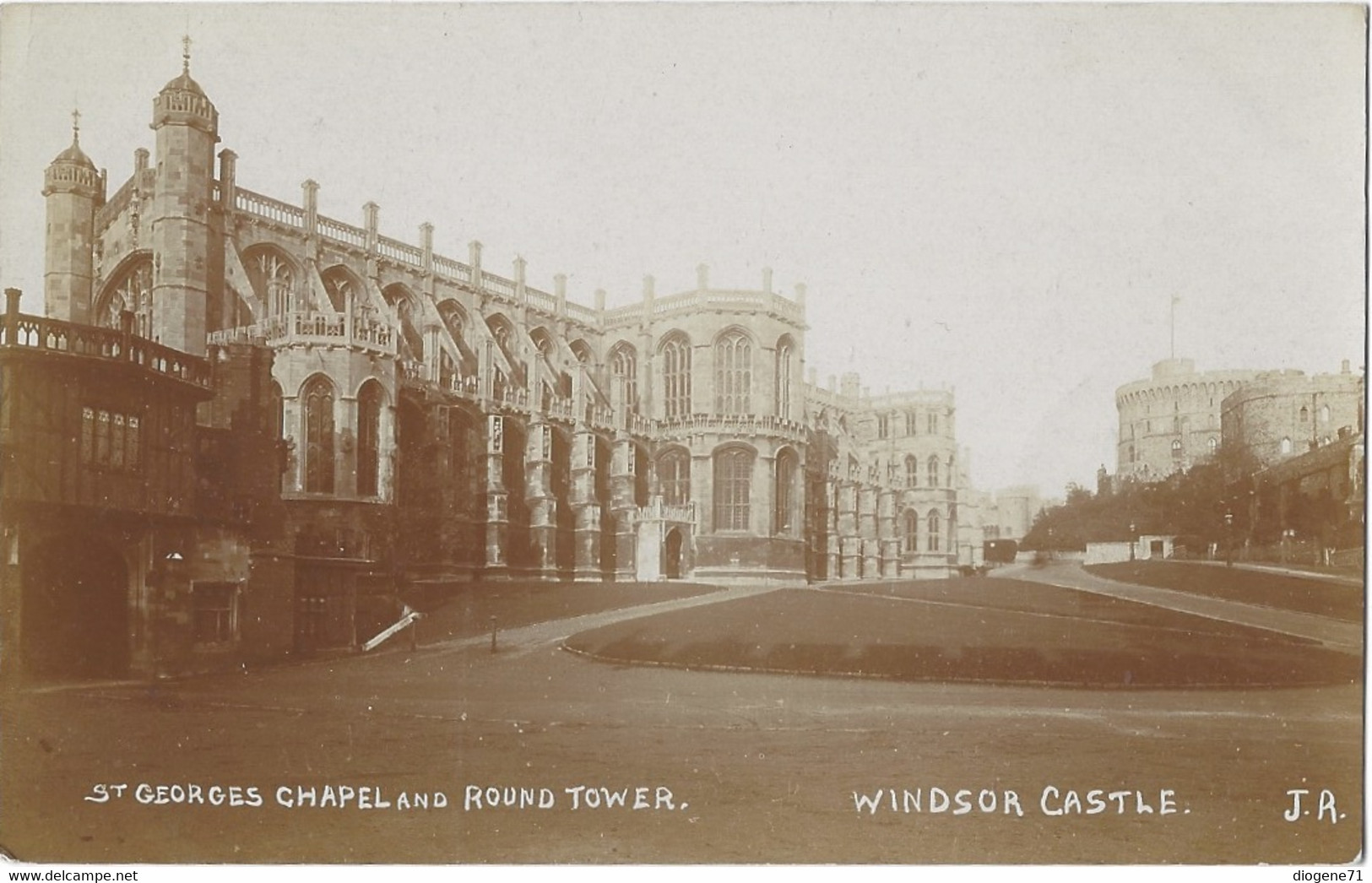 St Georges Chapel And Round Tower Windsor Castle - Windsor Castle