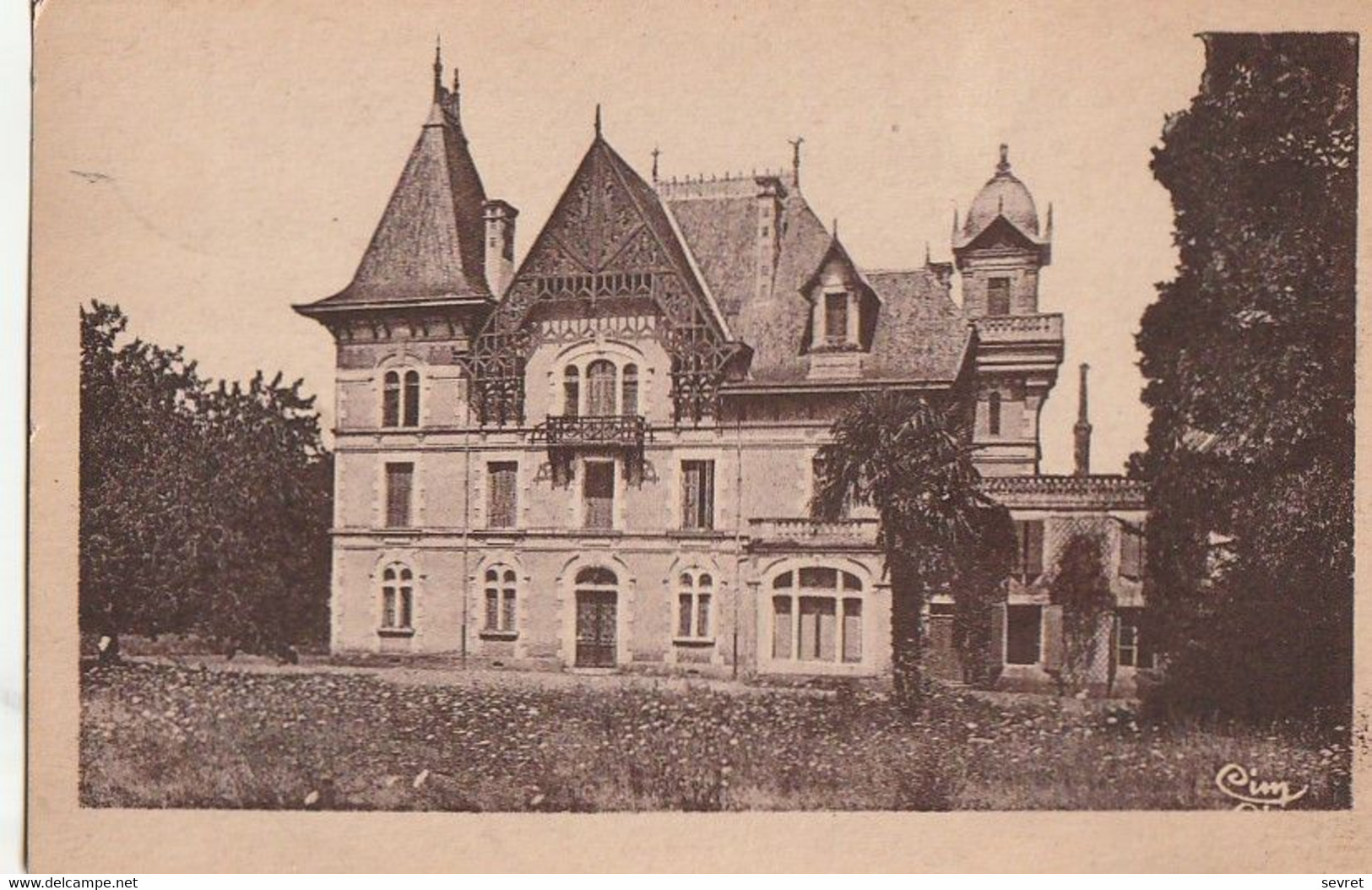 VIVONNE. - Château Des Varennes. Maison De Repos De La S.N.C.F - Vivonne