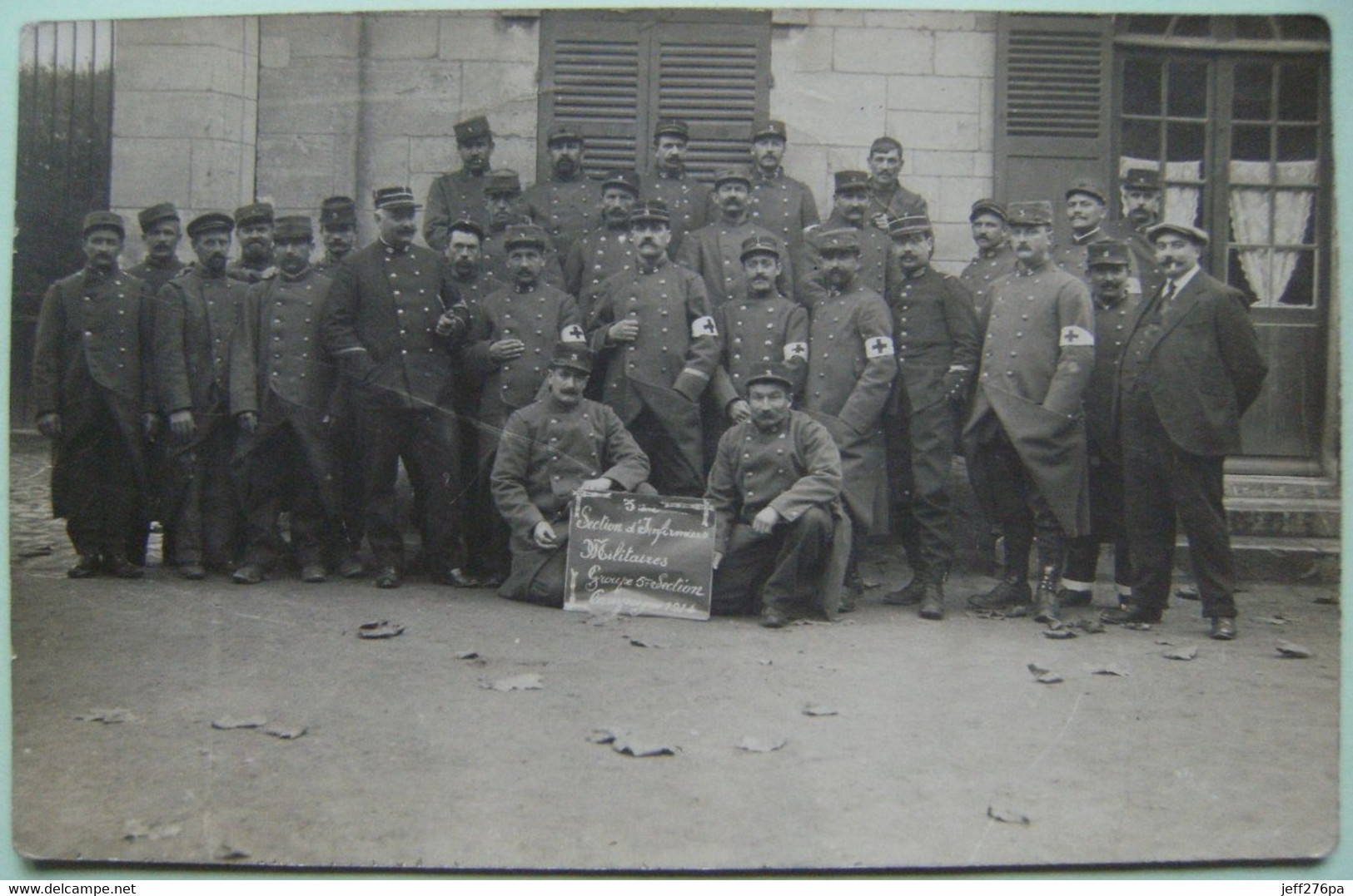 Carte Photo 14 Luc-sur-Mer - L'Hôpital Militaire Guerre 14/18 - Vue De Poilus Infirmiers Militaires    A Voir ! - Luc Sur Mer