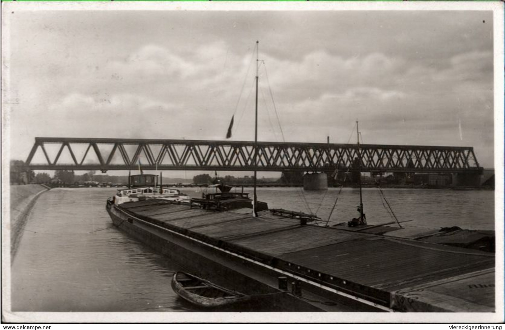 ! 1937 Ansichtskarte Aus Karlsruhe Maxau, Neue Rheinbrücke, Binnenschiff, Ship, Bridge - Cargos