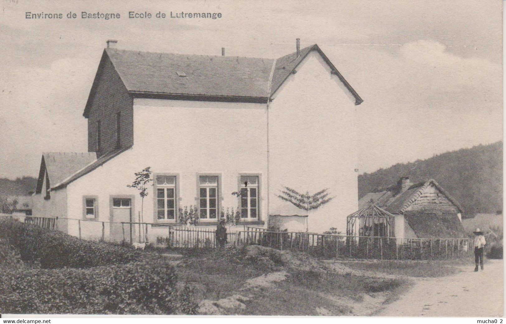 BASTOGNE - LUTREMANGE - L'ECOLE - Bastogne