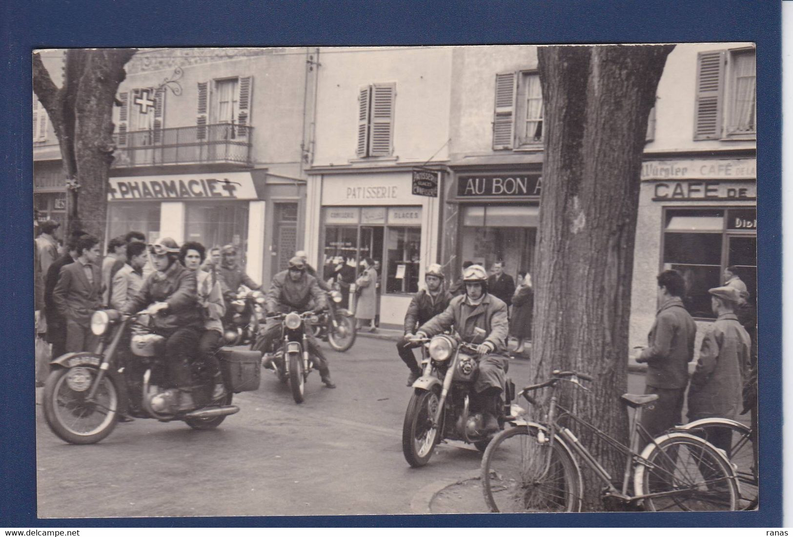 CPA Moto Motor [03] Allier > Montlucon Carte Photo Non Circulé - Montlucon