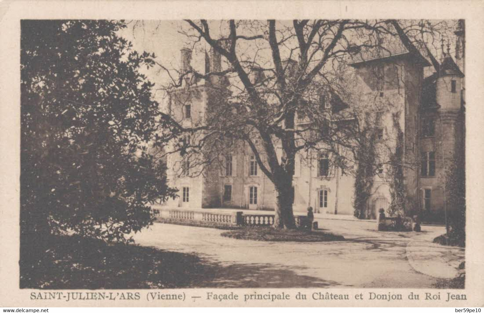 86 SAINT-JULIEN-L'ARS FACADE PRINCIPALE DU CHATEAU ET DONJON DU ROI JEAN - Saint Julien L'Ars