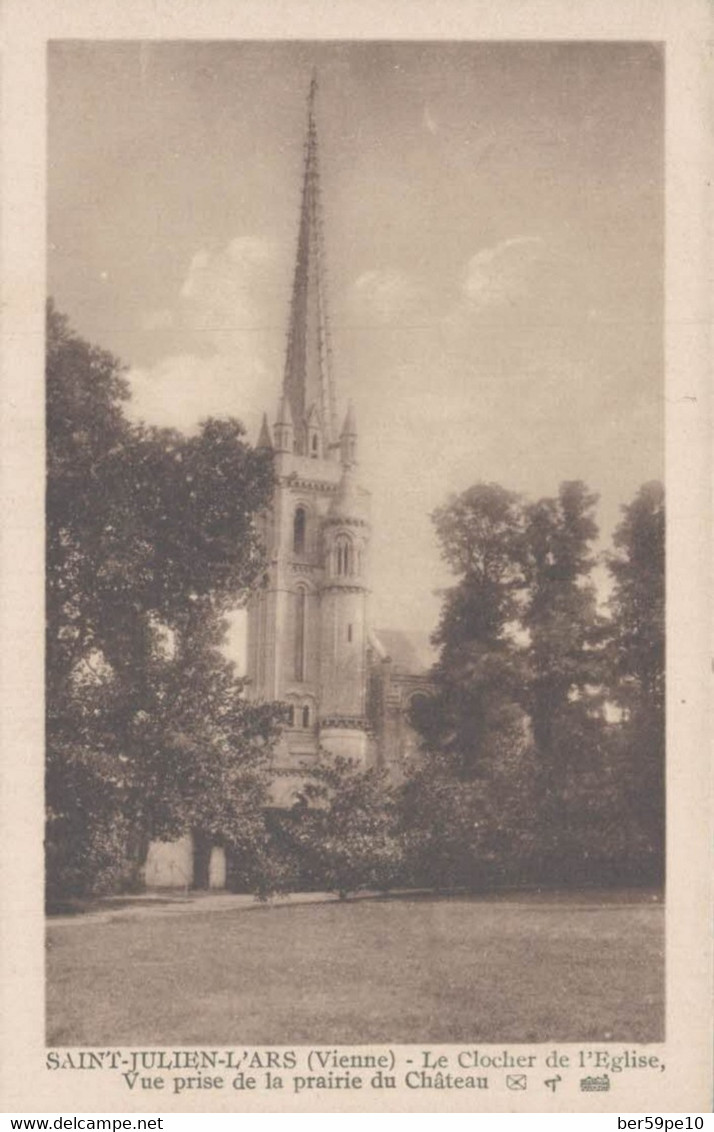 86 SAINT-JULIEN-L'ARS LE CLOCHER DE L'EGLISE VUE PRISE DE LA PRAIRIE DU CHATEAU - Saint Julien L'Ars