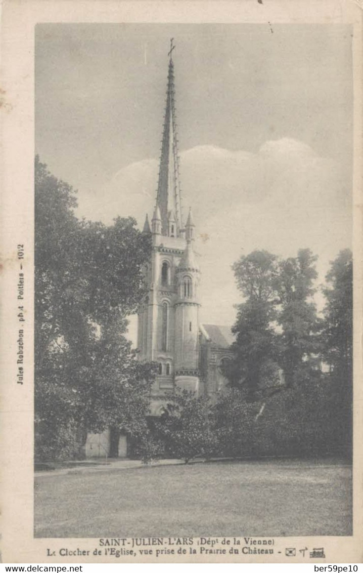 86 SAINT-JULIEN-L'ARS LE CLOCHER DE L'EGLISE VUE PRISE DE LA PRAIRIE DU CHATEAU - Saint Julien L'Ars