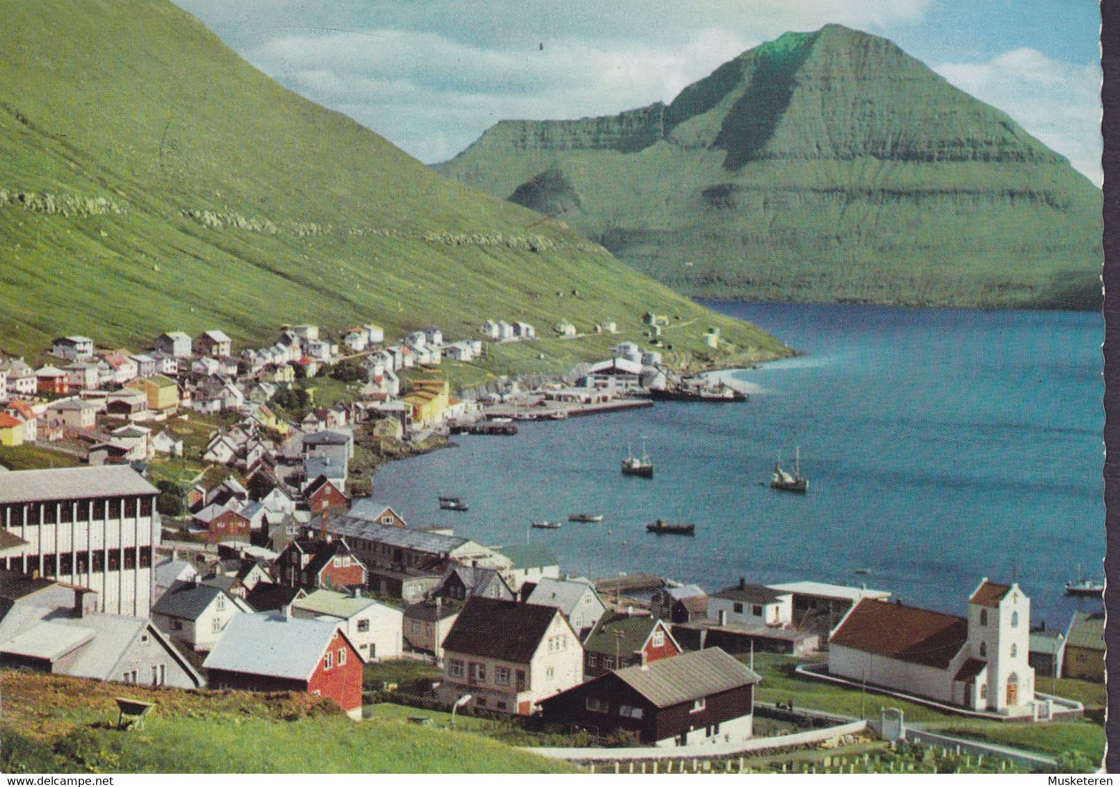 Faroe Islands PPC Fuglafjørdur Largest Village On Eysturoy TÓRSHAVN 1976 To Denmark (2 Scans) - Faroe Islands