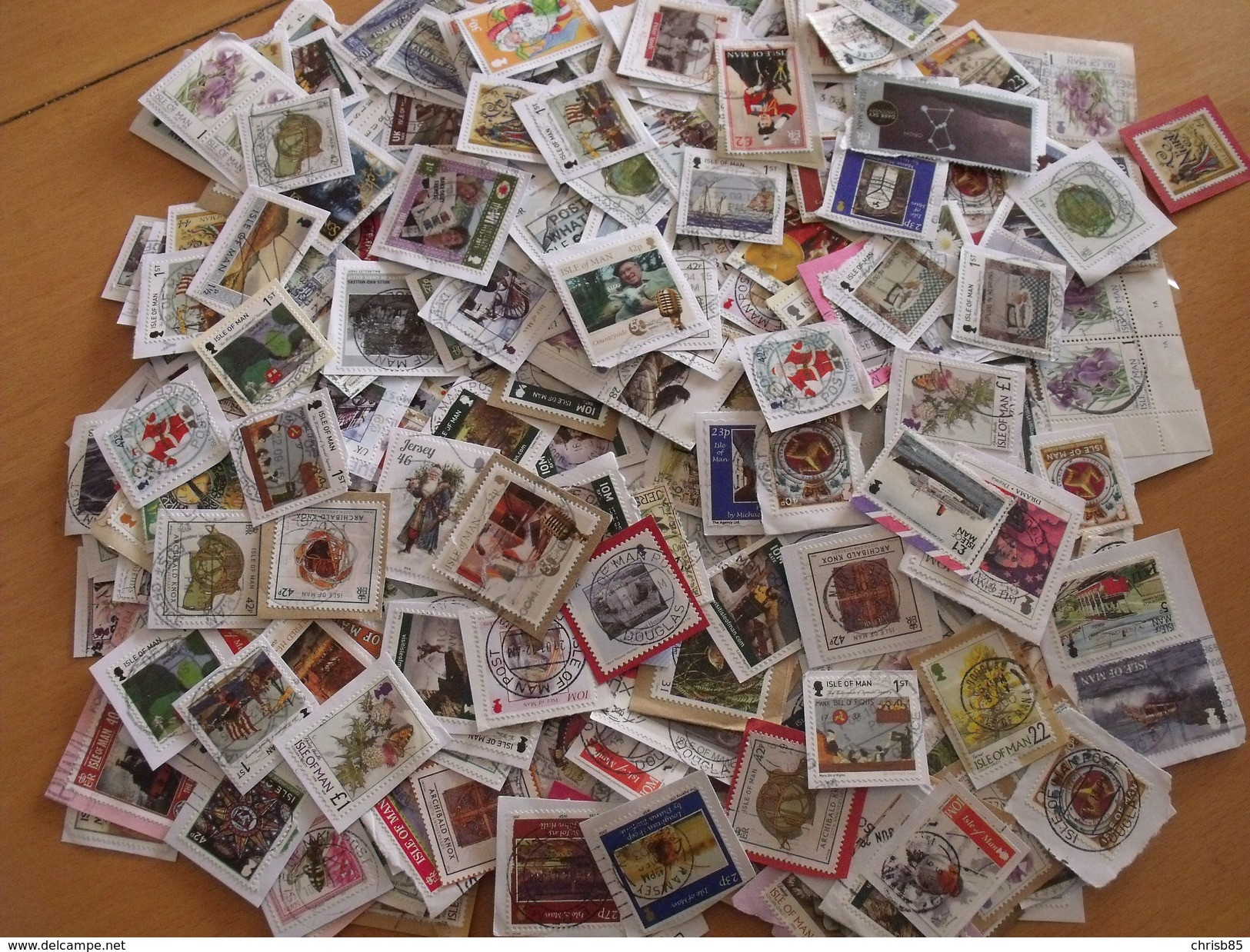 NOUVEAU LOT 0.250 Kilo 250 GRAMMES TIMBRES COLLECTION ILES BRITANNIQUES  Ile De MAN ARRIVAGE Octobre 2016 - Lots & Kiloware (mixtures) - Min. 1000 Stamps