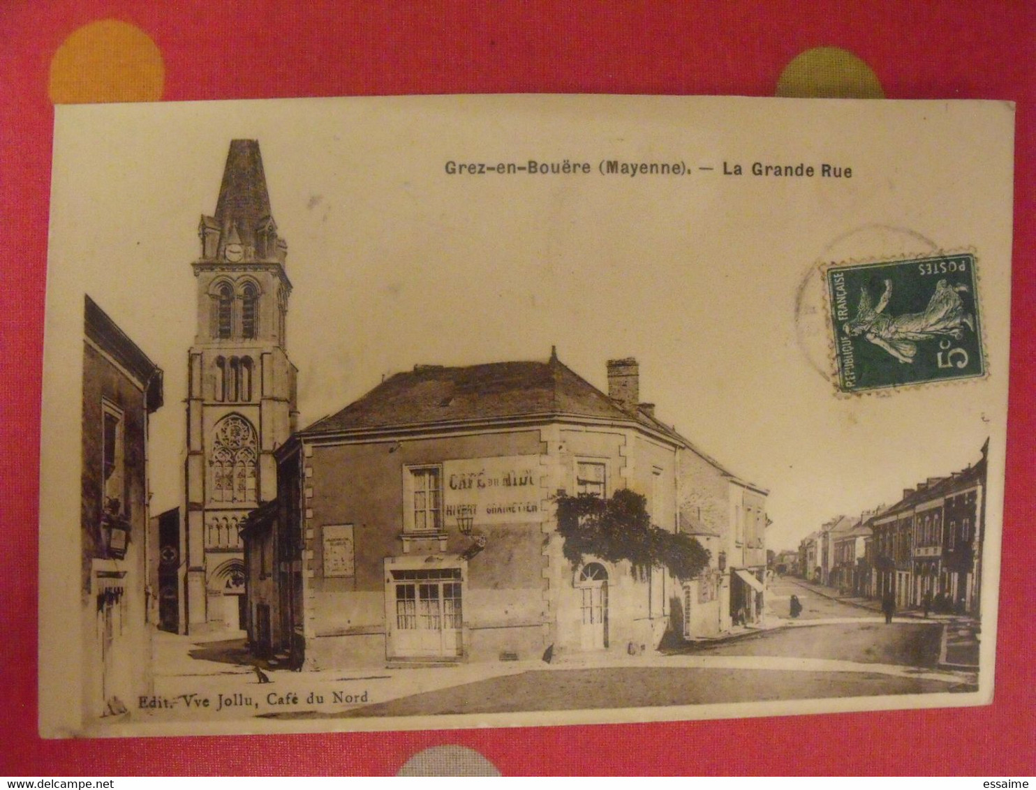 Carte Postale Mayenne 53. Grez En Bouère. La Grande Rue. Café Du Nord, église - Crez En Bouere