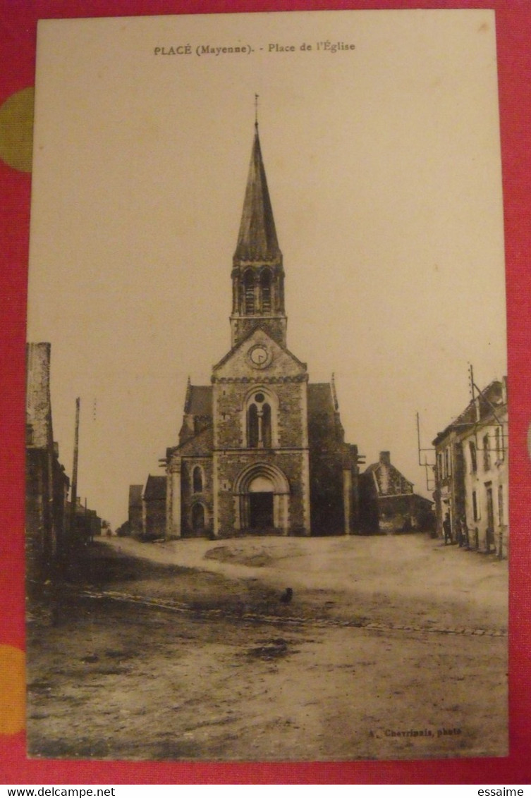 Carte Postale Mayenne 53. Placé. Place De L'église - Crez En Bouere