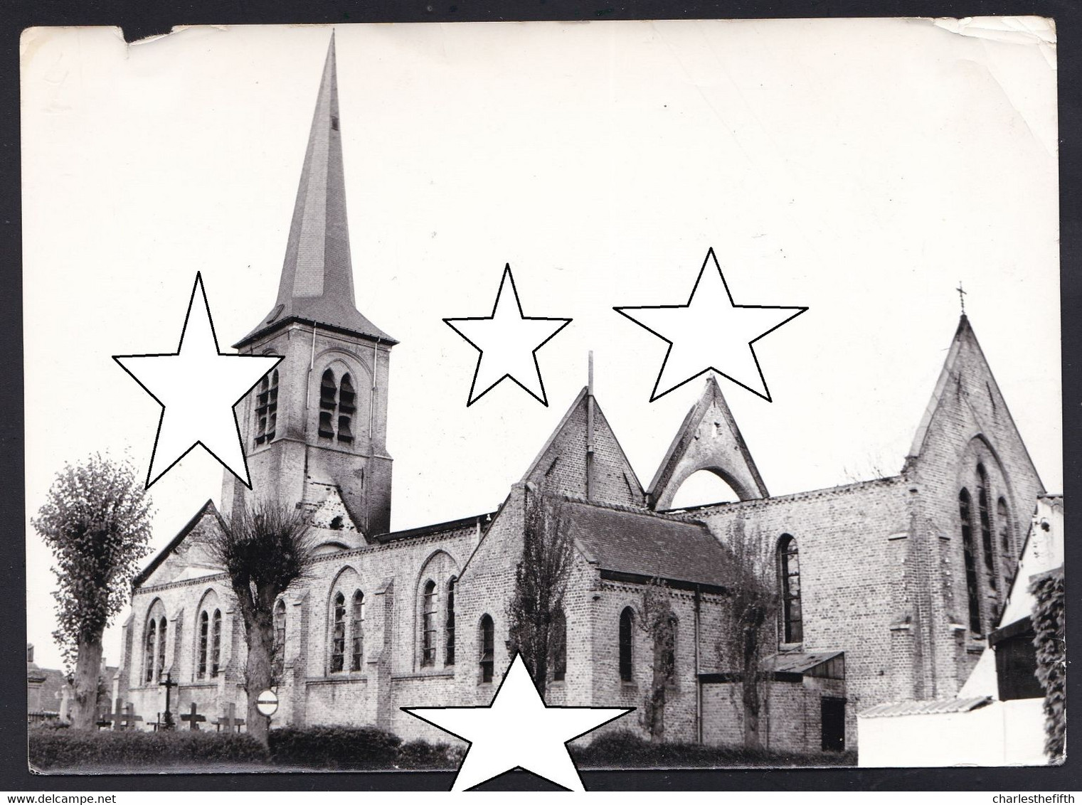 ZELDZAME GROTE PERSFOTO * HOOGSTADE - ALVERINGEM - UITGEBRANDE KERK * Zr Zeldzaam !!  1974 - Alveringem