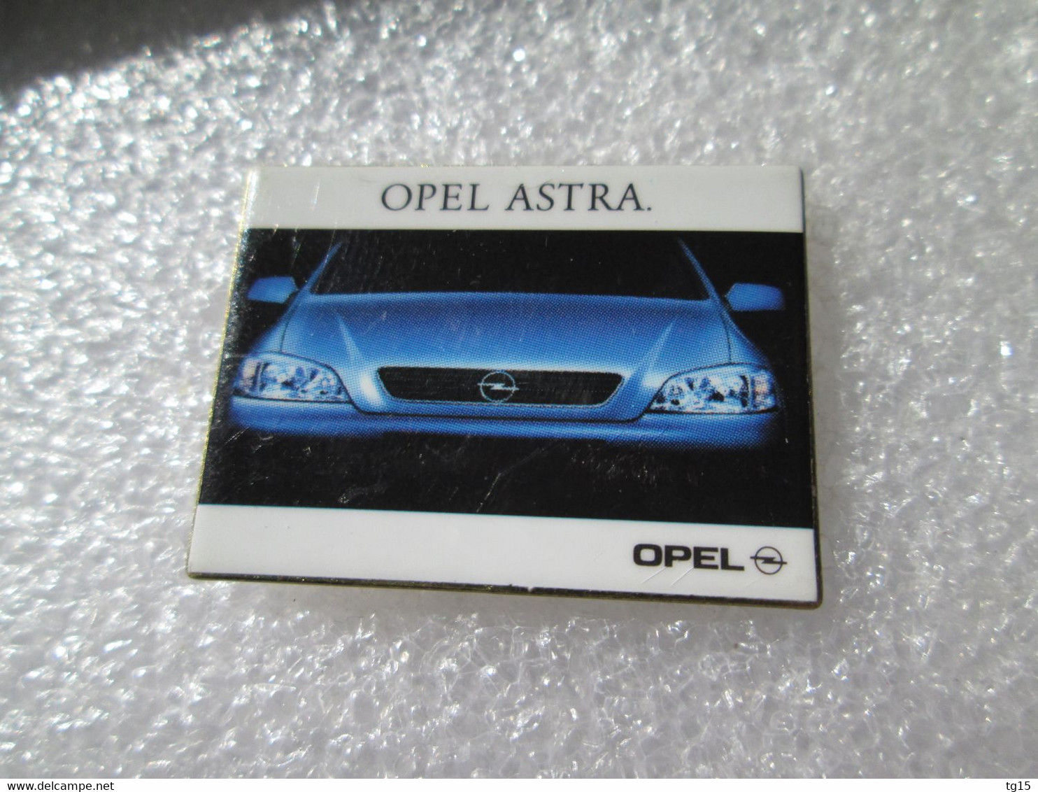 PIN'S    OPEL ASTRA - Opel