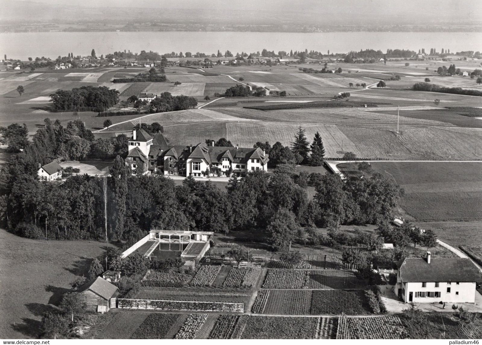 VAUD COPPET LA CHATAIGNERAIE - ECOLE INTERNATIONALE - Voyagé Le 09.10.1953 - Coppet