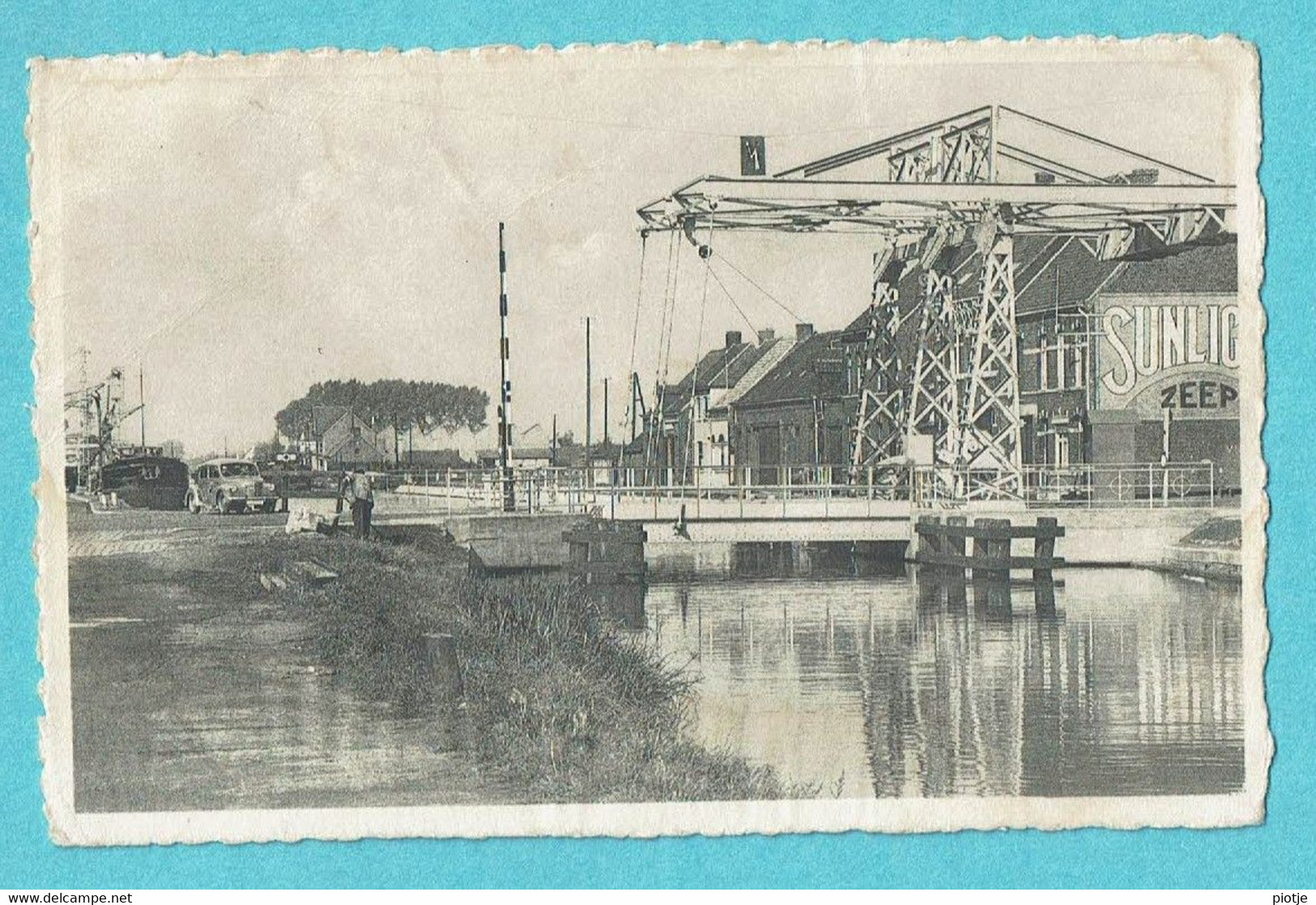 * Izegem - Iseghem (West Vlaanderen) * (Nels, Ern Thill) Pont Sur Le Canal, Brug Over Het Kanaal, Quai, Sunlight Zeep - Izegem