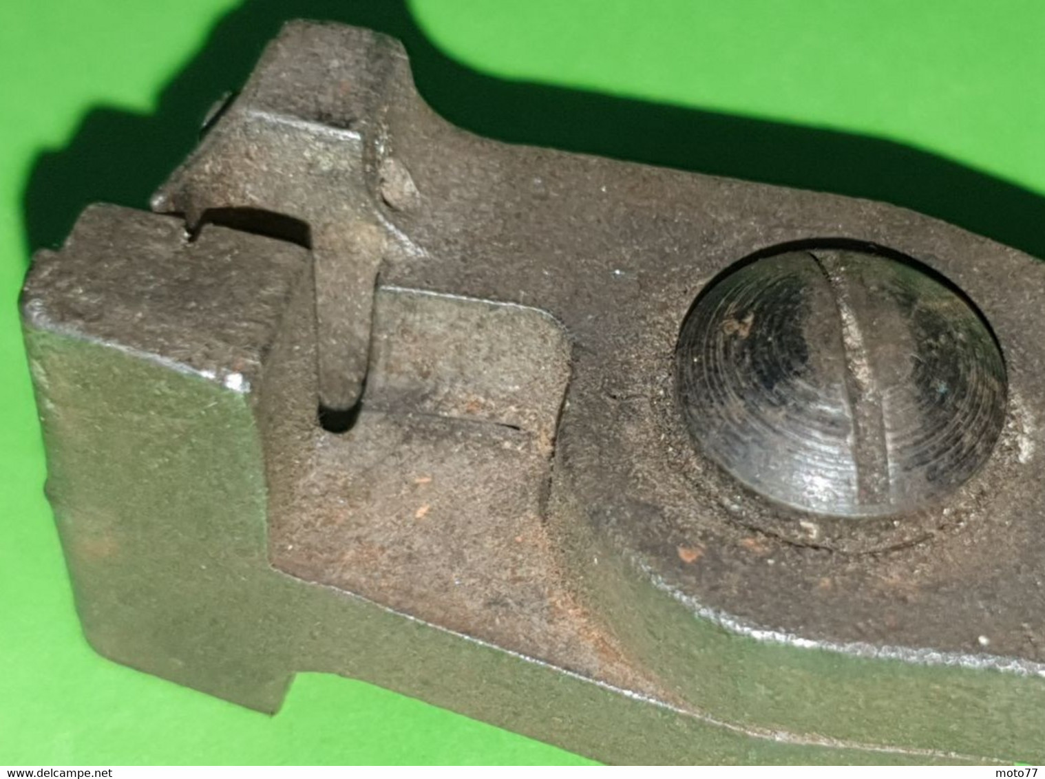 Ancien OUTIL spécial - PINCE d'éléctricien SES - acier et poignée plastique - "Laissé dans son jus"- vers 1940-1950