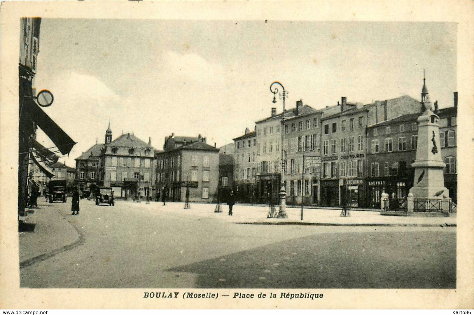 Boulay * La Place De La République * Commerces Magasins - Boulay Moselle