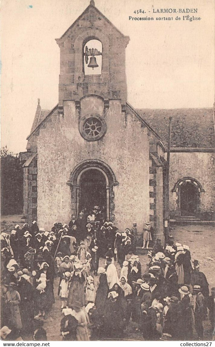 56-LARMOR-BADEN- PROCESSION SORTANT DE L'EGLISE - Larmor-Plage