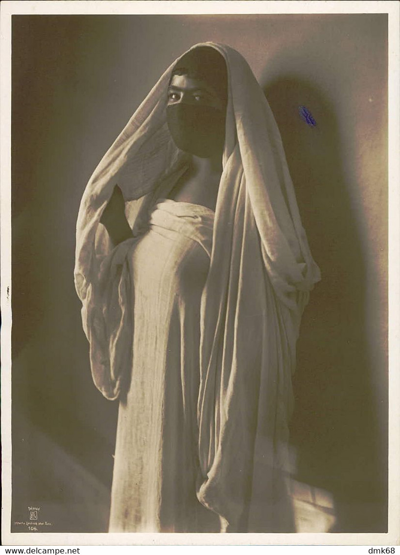 AFRICA - LIBYA LEHNERT LANDROCK ( TUNIS ) BIG SIZE PHOTO ( CM 24 - CM 18) YOUNG WOMAN WITH VEIL ON THE FACE  - 1900s - Africa