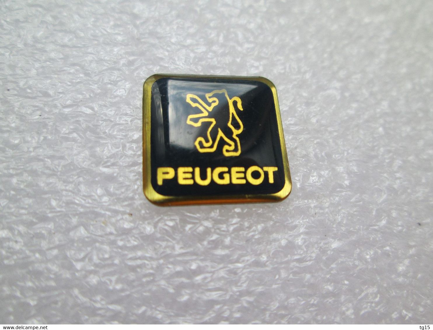 PIN'S    LOGO    PEUGEOT   15mm - Peugeot