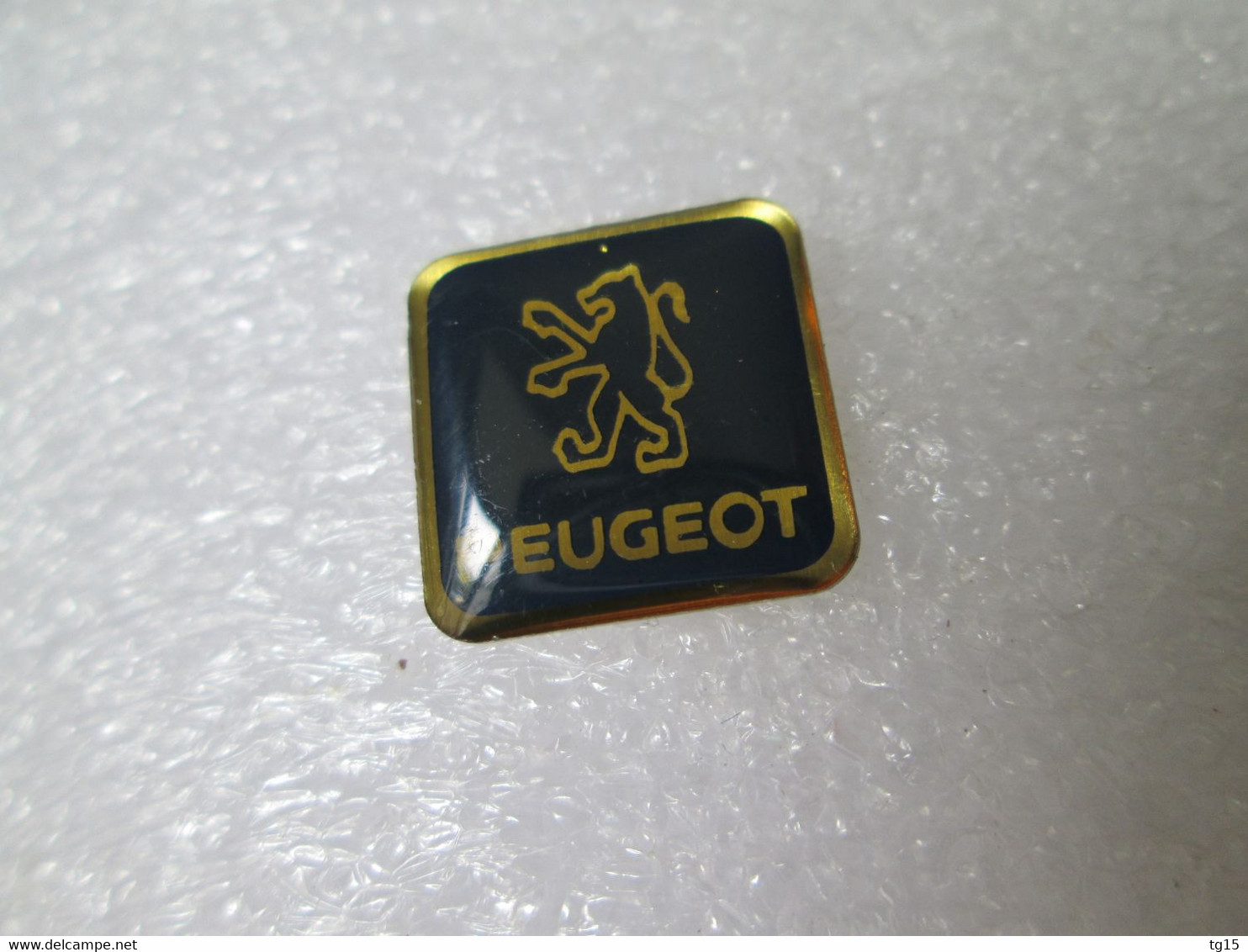 PIN'S    LOGO    PEUGEOT   15mm - Peugeot