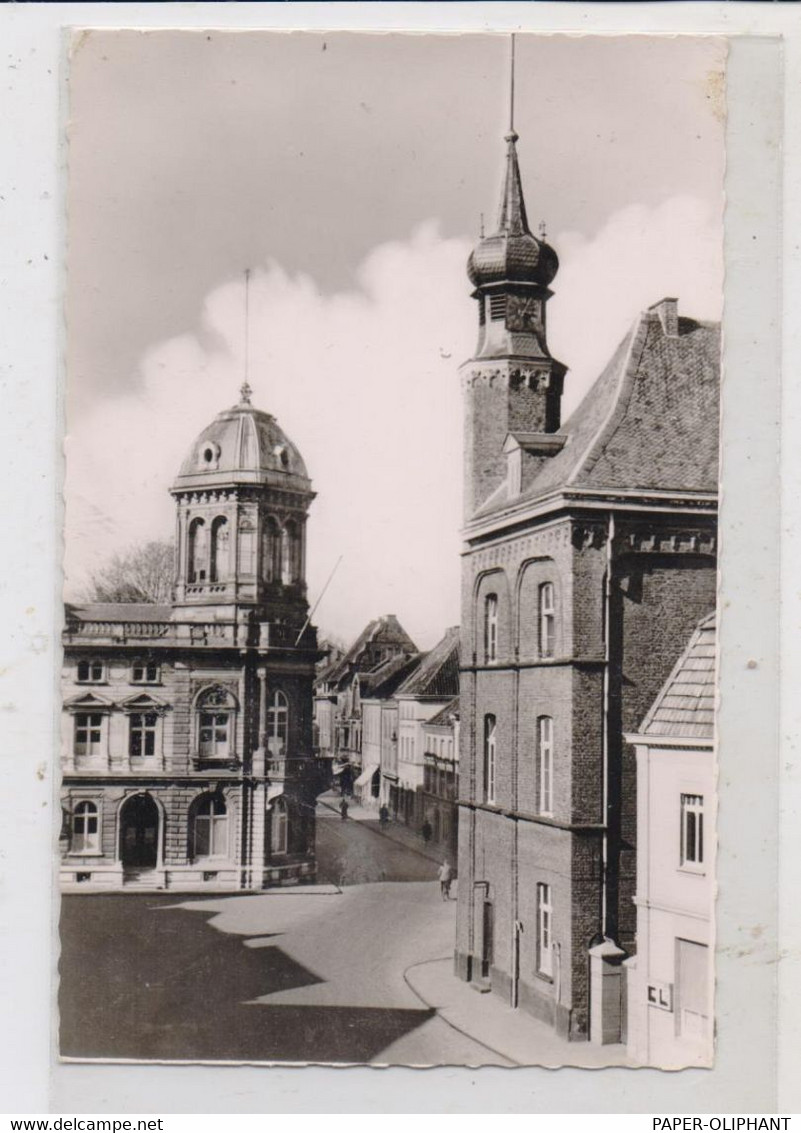 4134 RHEINBERG, Rathaus Und Haus Underberg - Moers