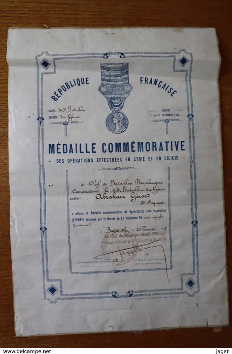 Diplôme Médaille DU LEVANT COMMÉMORATIVE  DES OPERATIONS SYRIE ET CILICIE  43ÈME BATAILLON DE SAPEURS - Documentos Históricos