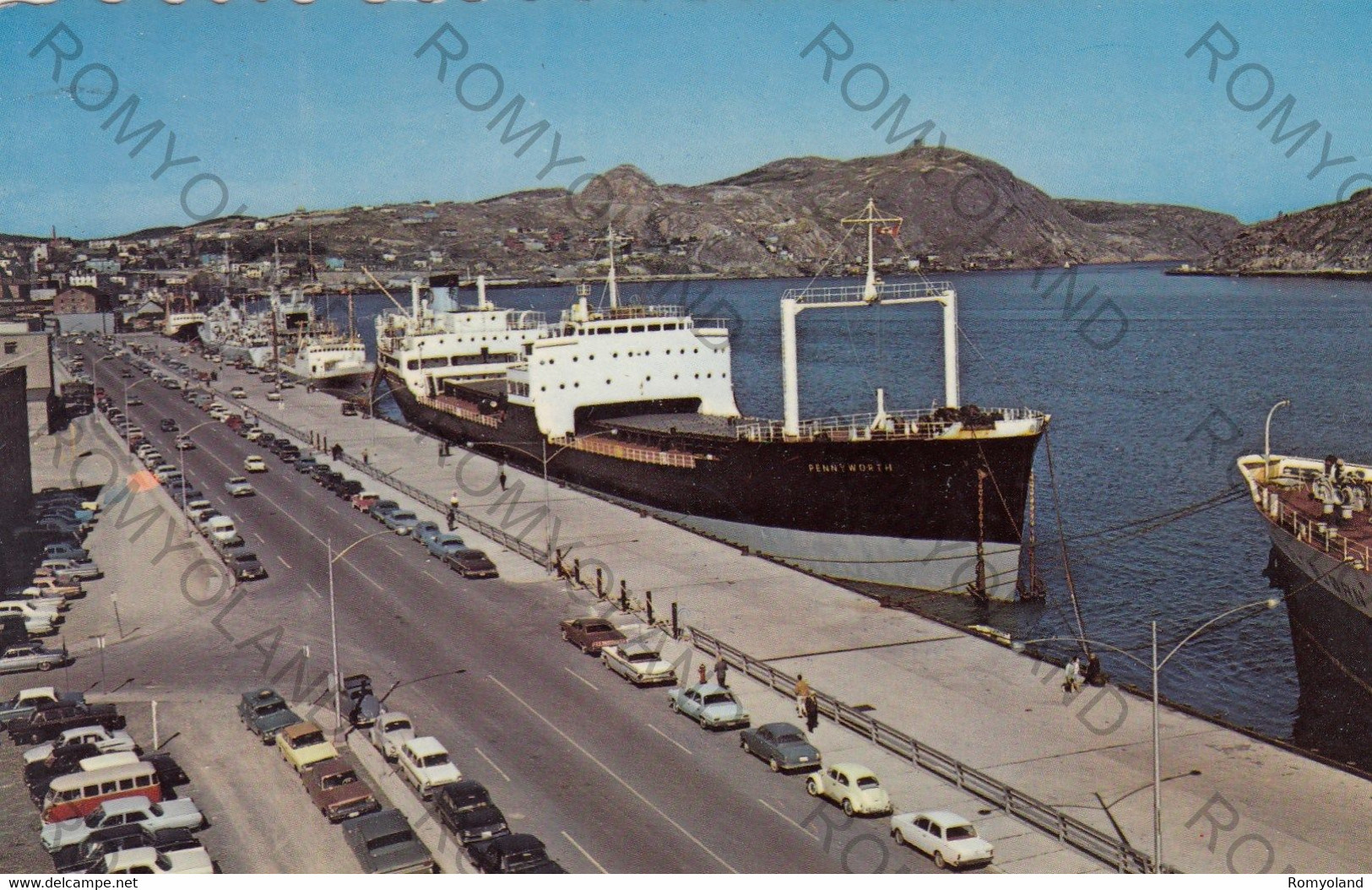 CARTOLINA  NEWFOUNDLAND,ST JOHN"S,CANADIAN AND FOREIGN SKIPS FILL THE BERTHS IN ST.JOHN"S BUSY HARBOUR,VIAGGIATA 1972 - St. John's