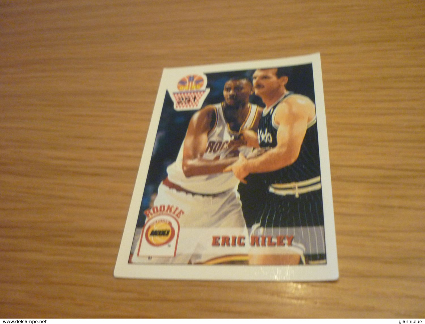 Eric Riley Rookie Houston Rockets NBA Basket 94-95 Rare Greek Edition No Panini Basketball Unstuck Sticker #251 - 1990-1999