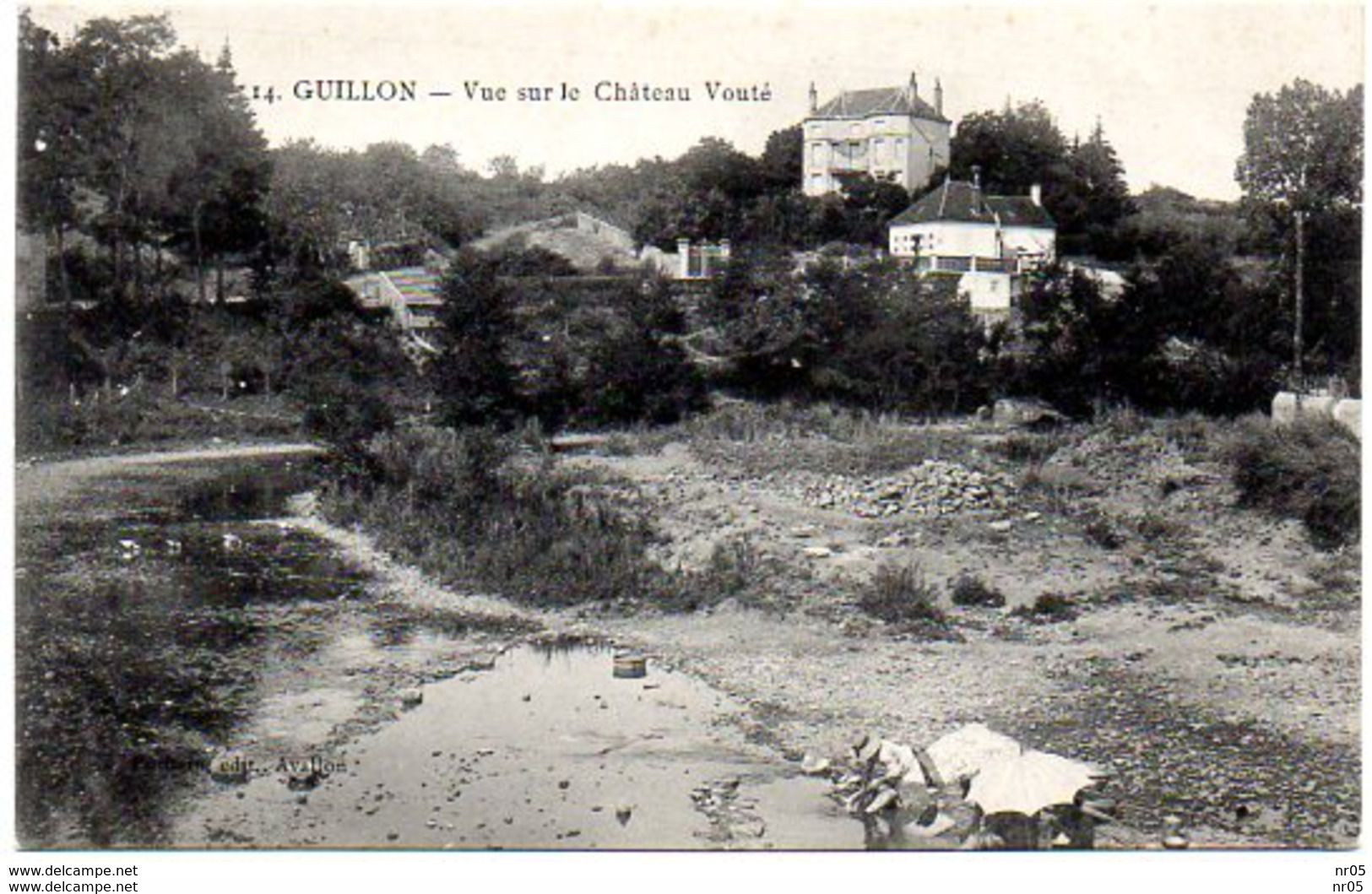 89 ( Yonne ) -  GUILLON - Vue Sur Le Chateau Vouté - Guillon