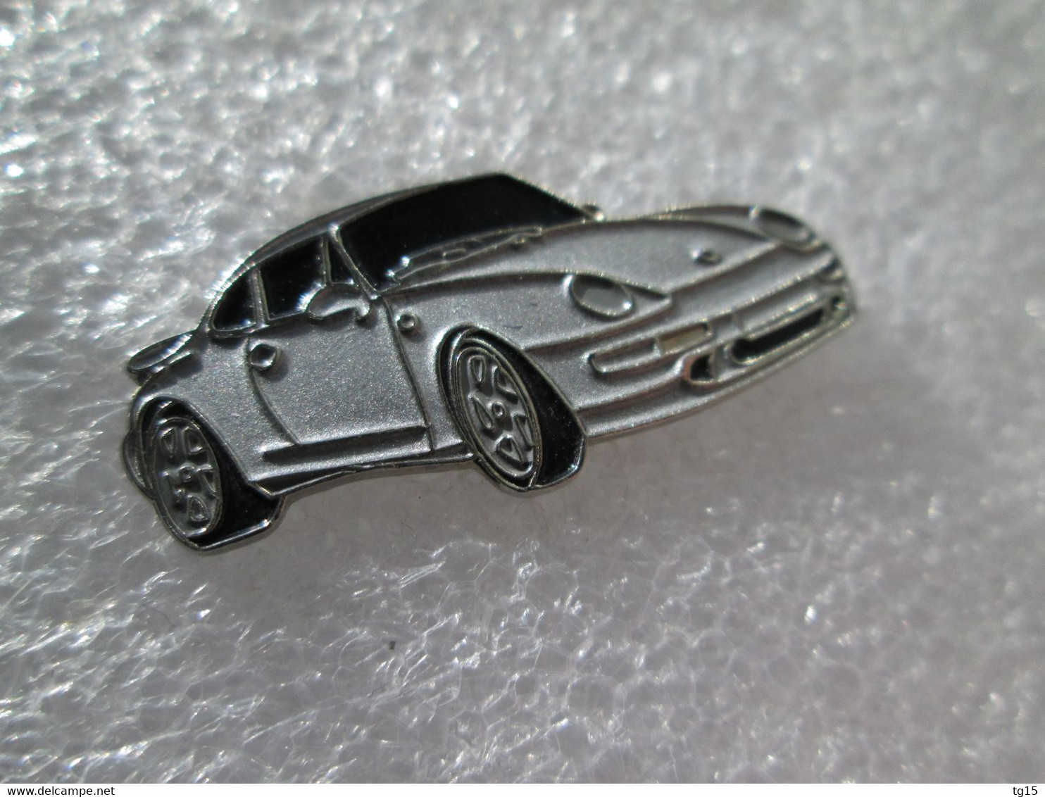 PIN'S   PORSCHE  911 TURBO - Porsche