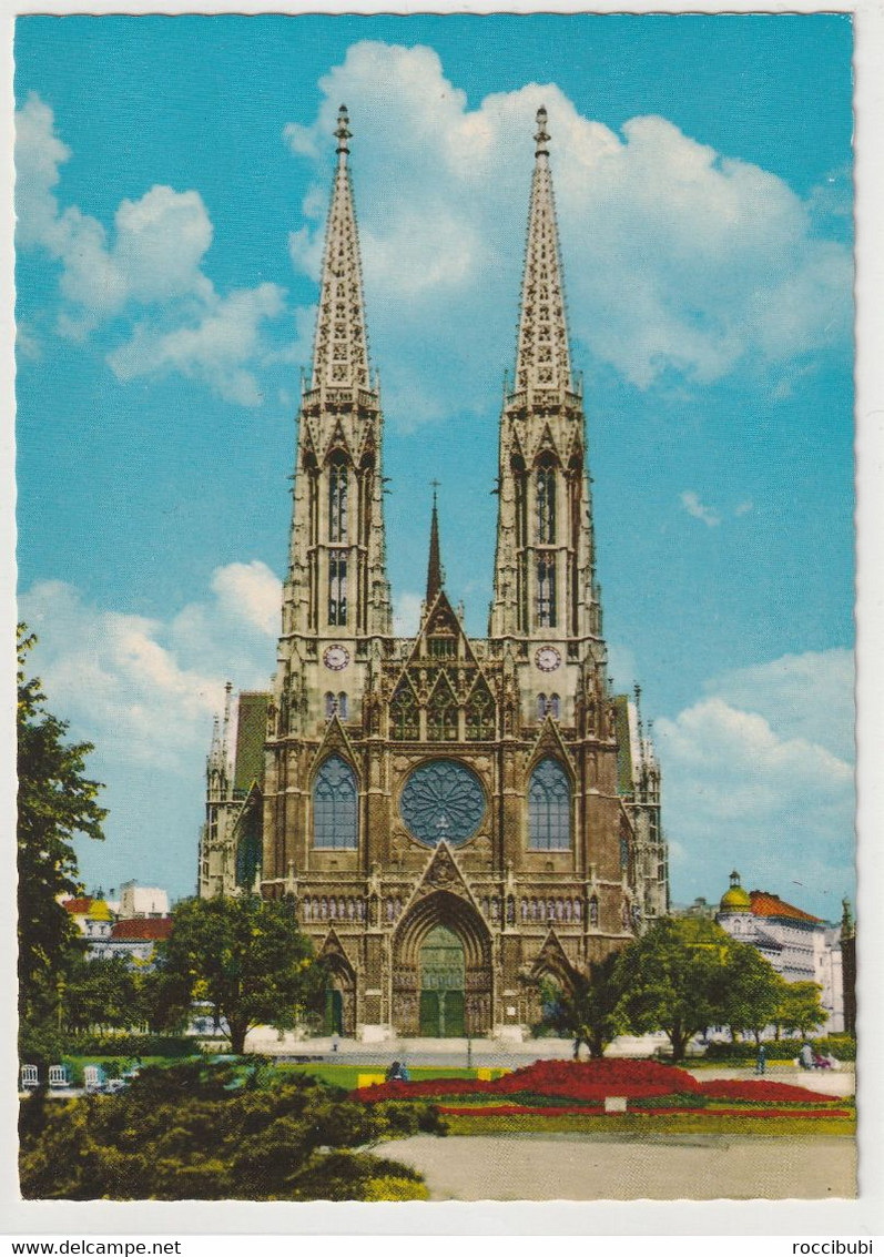 Wien, Votivkirche - Churches