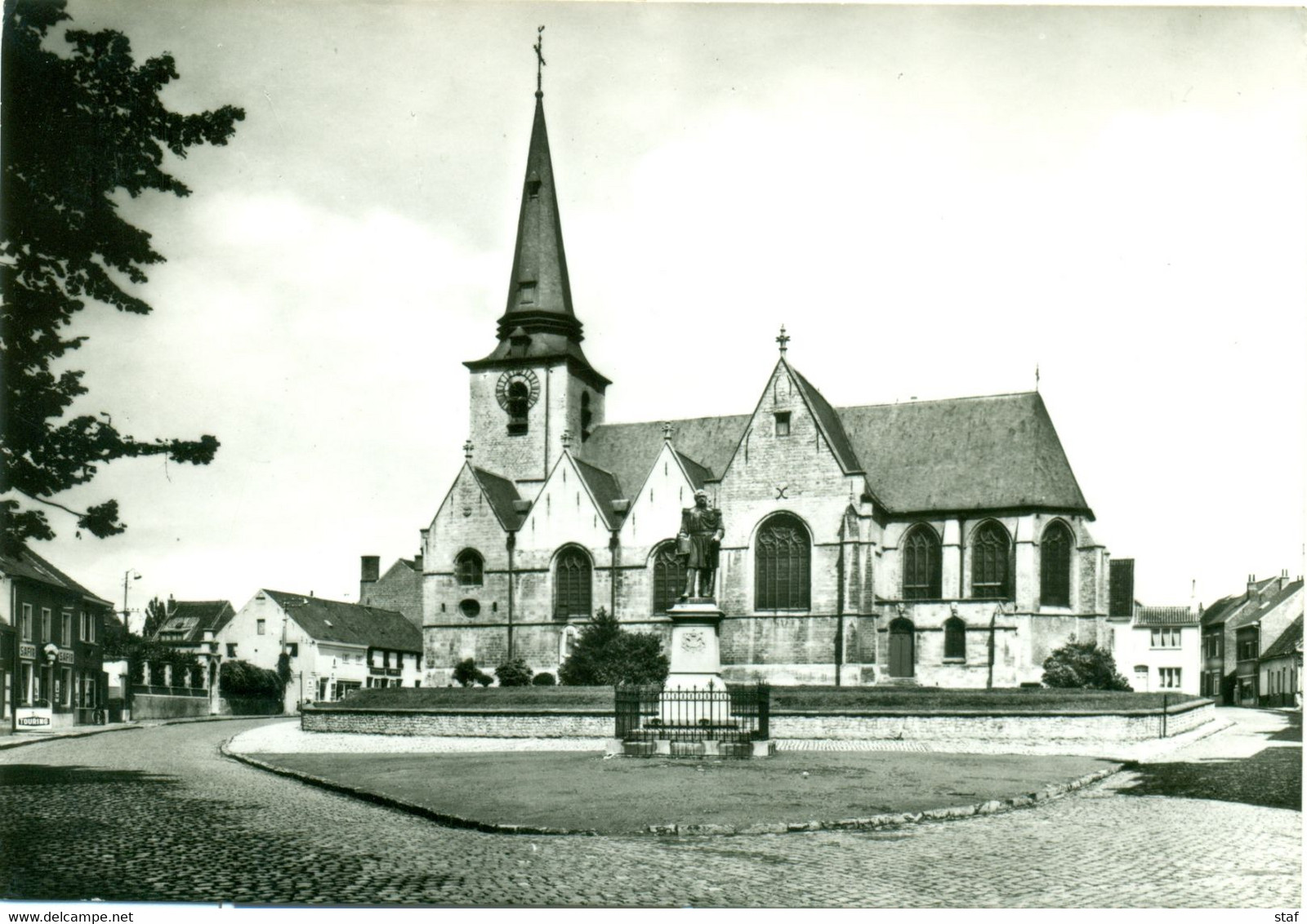 Meise : De Kerk - Standbeeld Baron D'Hooghvorst - Meise