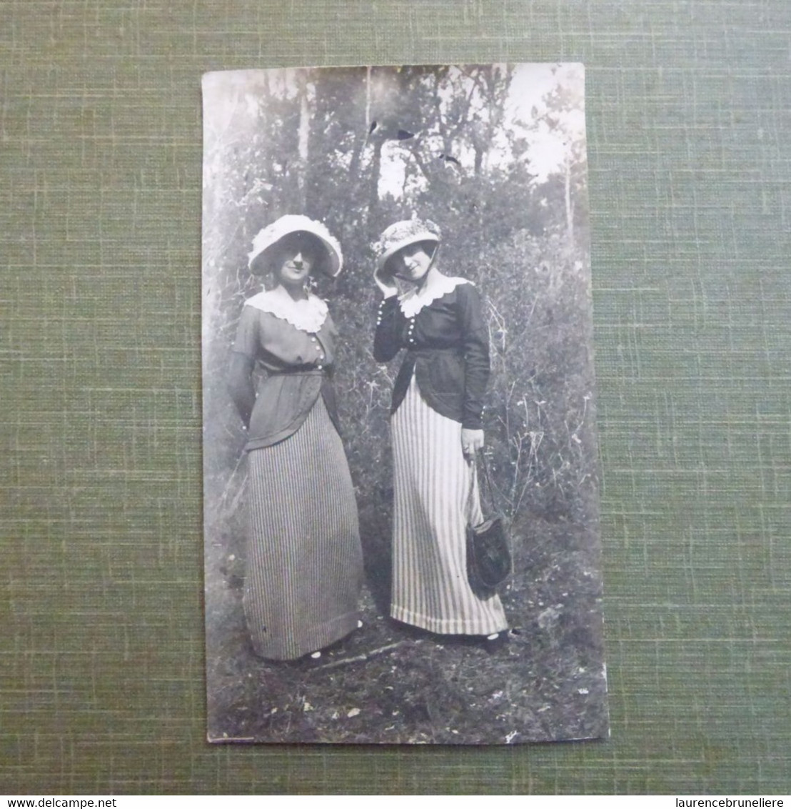 PHOTO ALBUMINEE - 44 LA BAULE - MARCELLE ET EVA LAUNAY - 1914 - Lieux