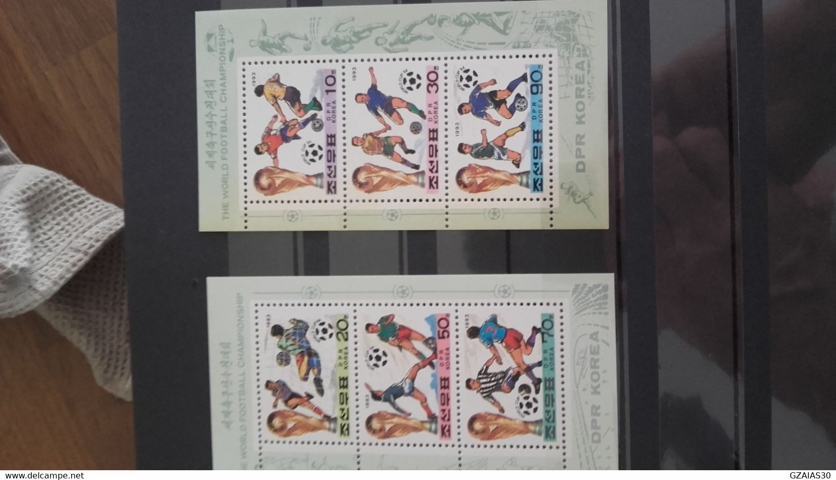 monde lot de 1000 timbres sur le thème du football