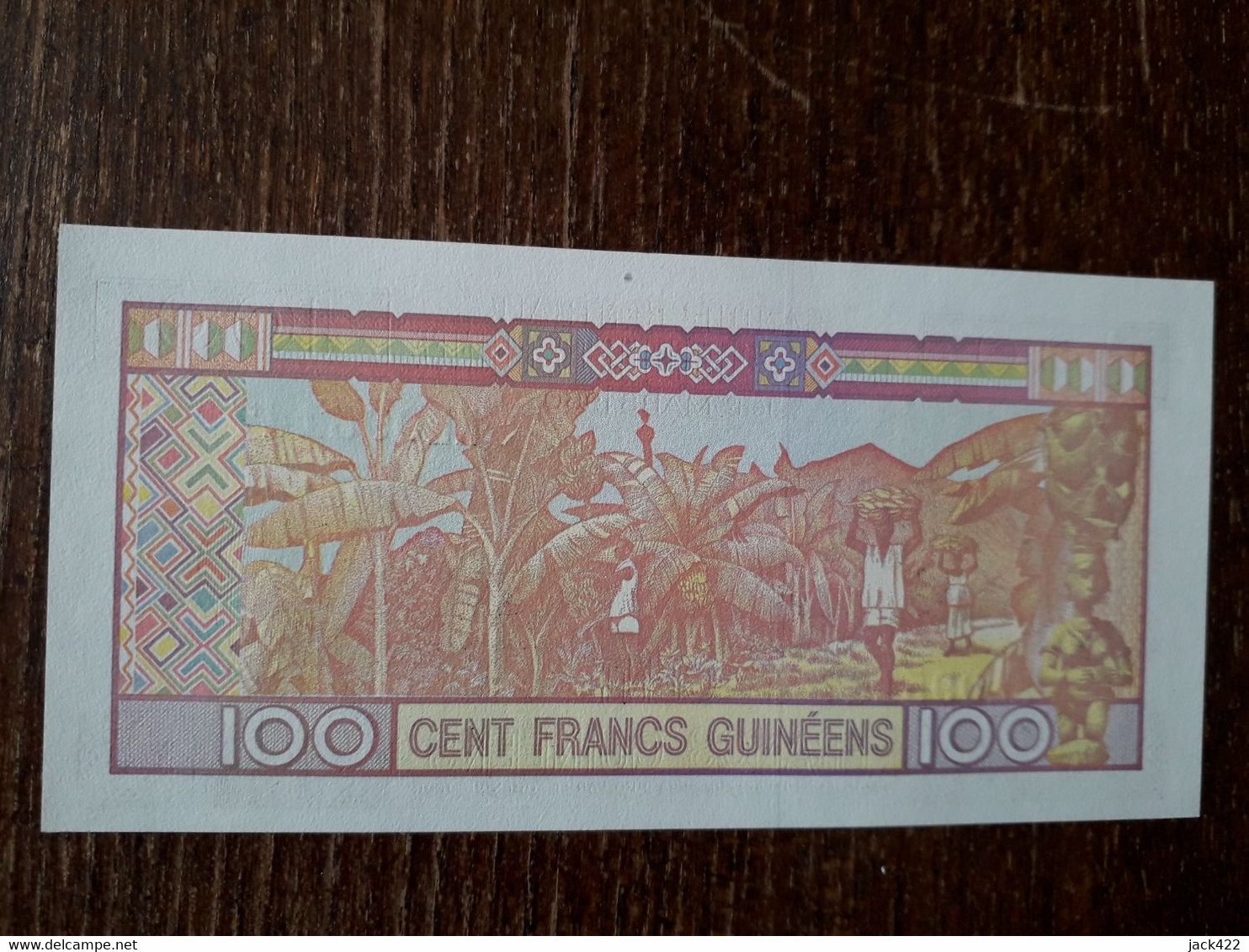 L39/36 BILLET REPUBLIQUE DE GUINEE . 100 FRANCS . 1998 - Guinea